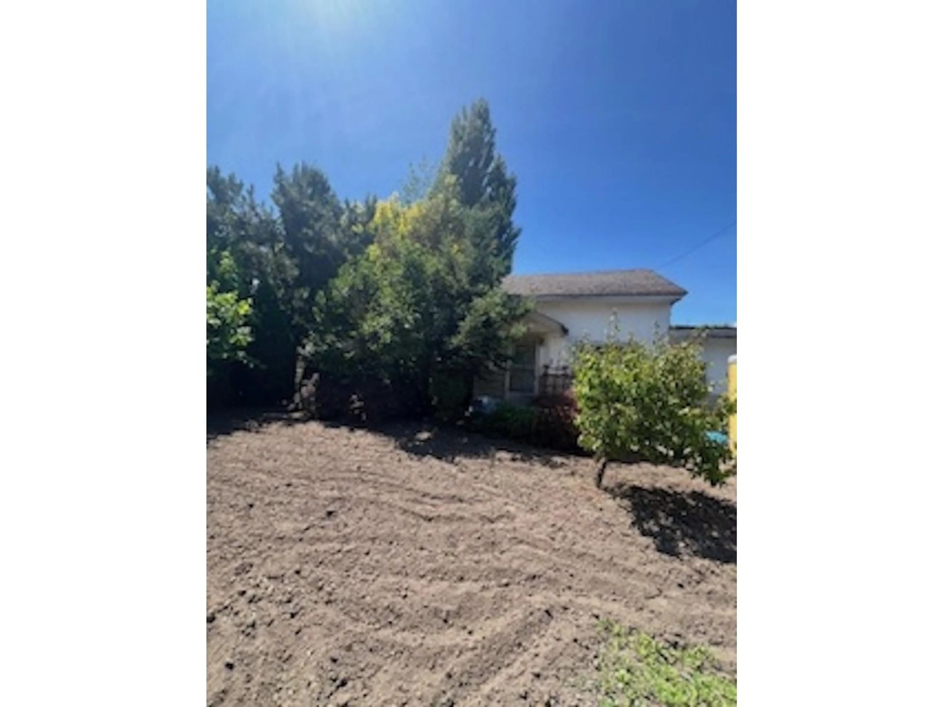 A pic from outside/outdoor area/front of a property/back of a property/a pic from drone, unknown for 8857 PREST ROAD, Chilliwack British Columbia V2P8E1