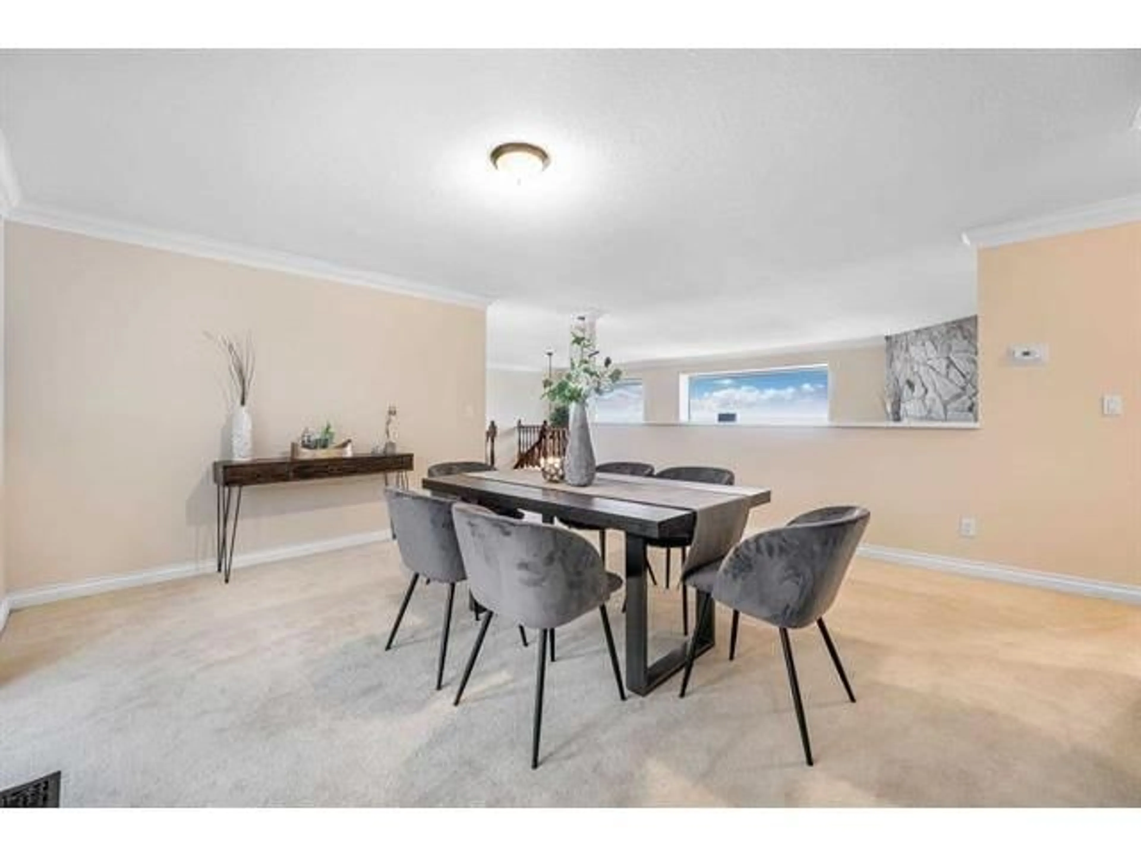 Dining room, unknown for 13209 MARINE, Surrey British Columbia V4A1E6