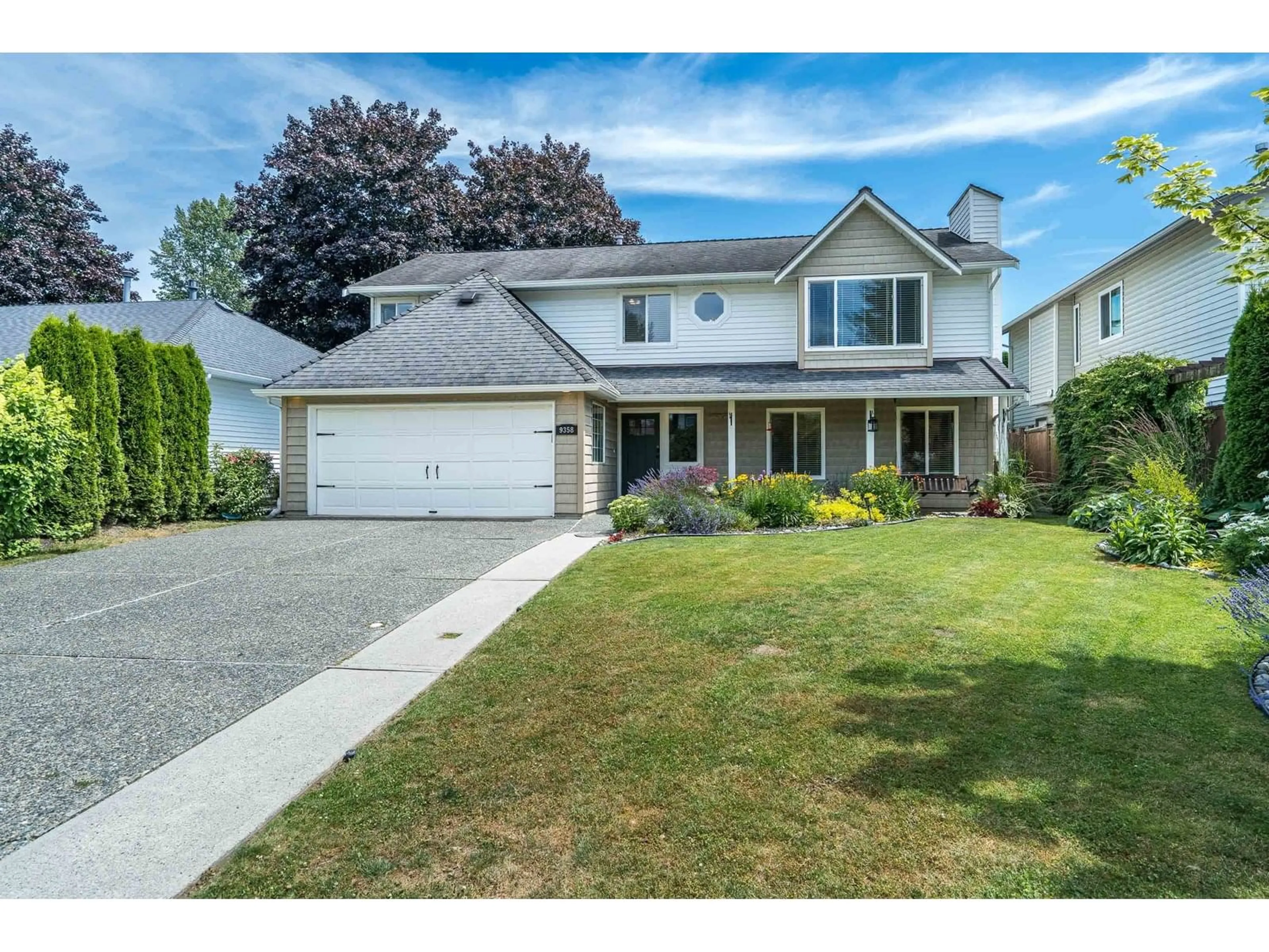Home with vinyl exterior material, street for 9358 209B, Langley British Columbia V1M1R8