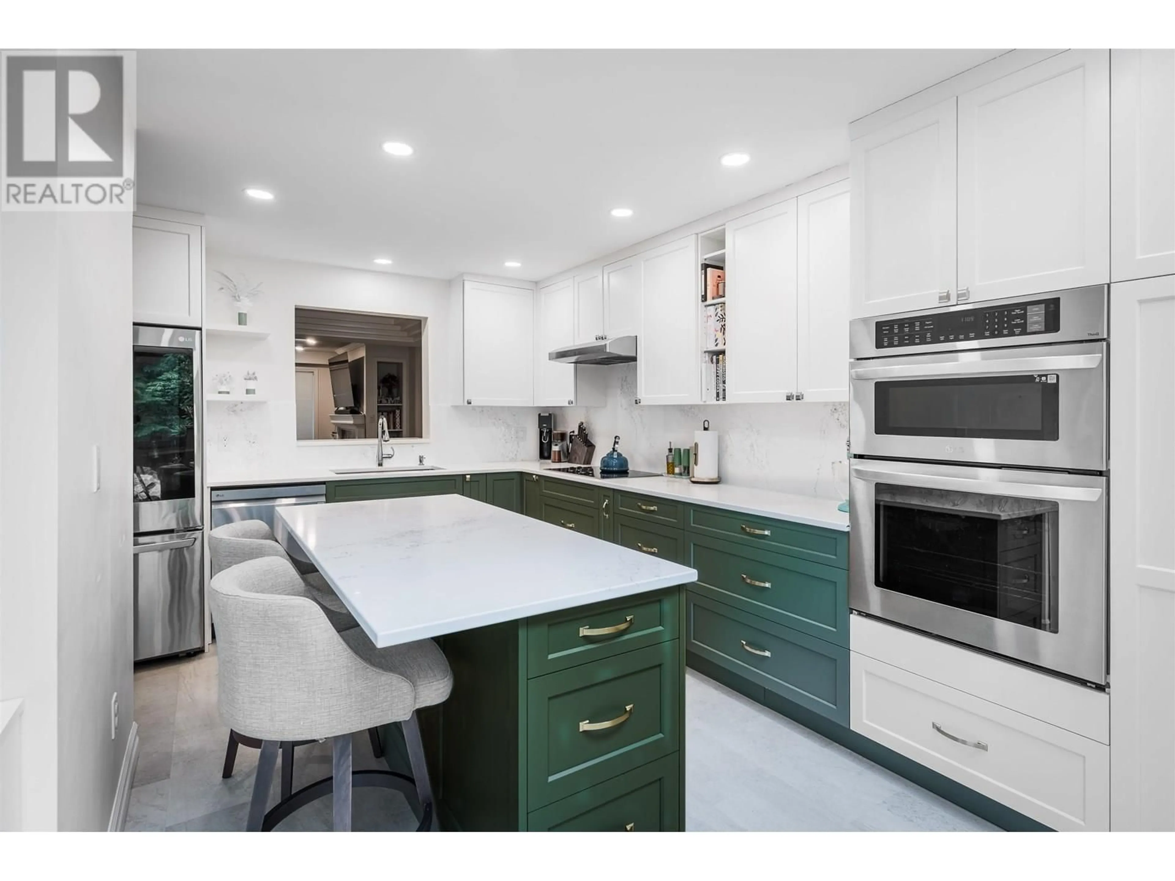 Open concept kitchen, unknown for 8224 FOREST GROVE DRIVE, Burnaby British Columbia V5A4G9