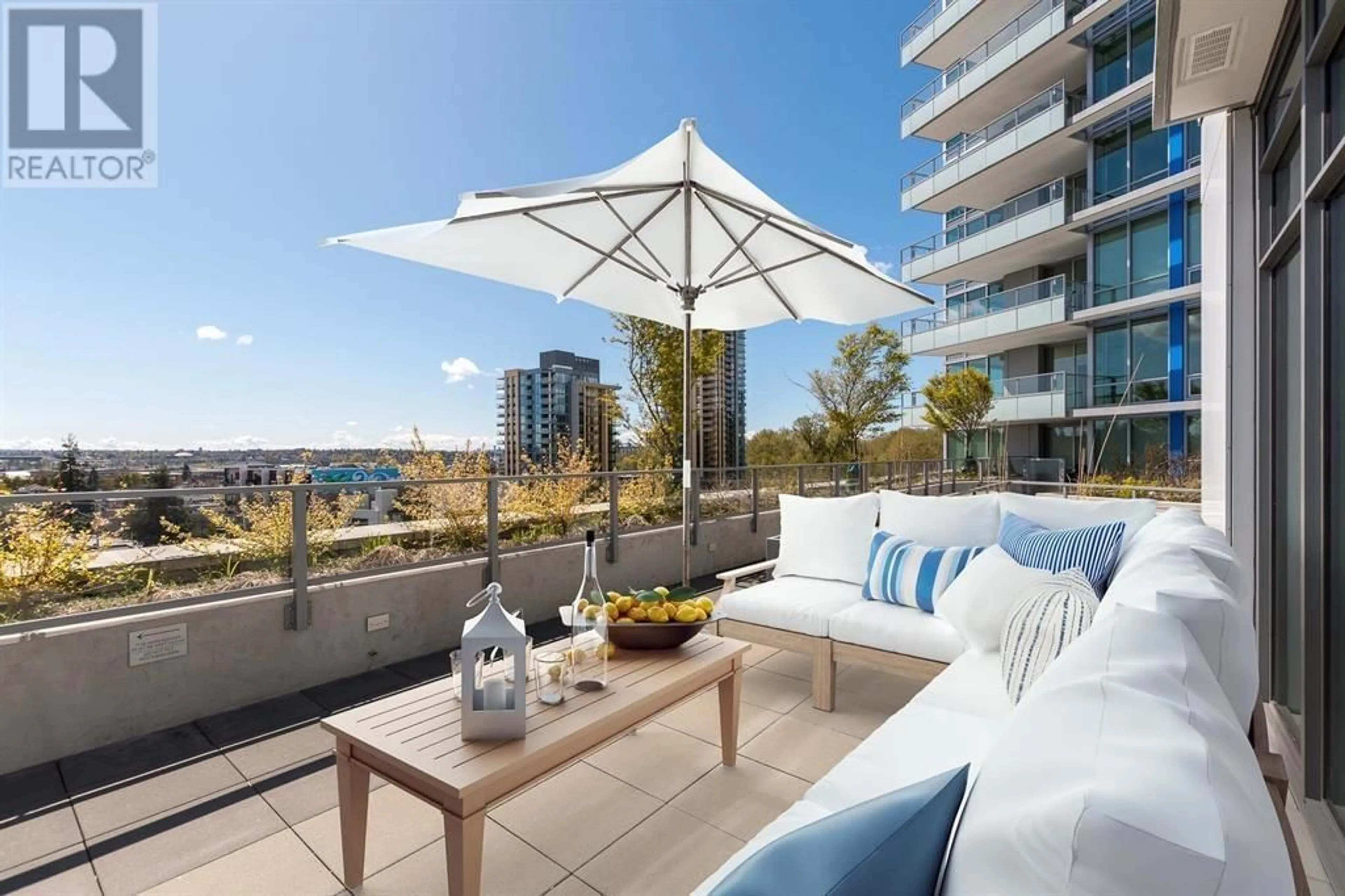 Patio, water/lake/river/ocean view for 610 - 1500 FERN STREET, North Vancouver British Columbia V7J0E6