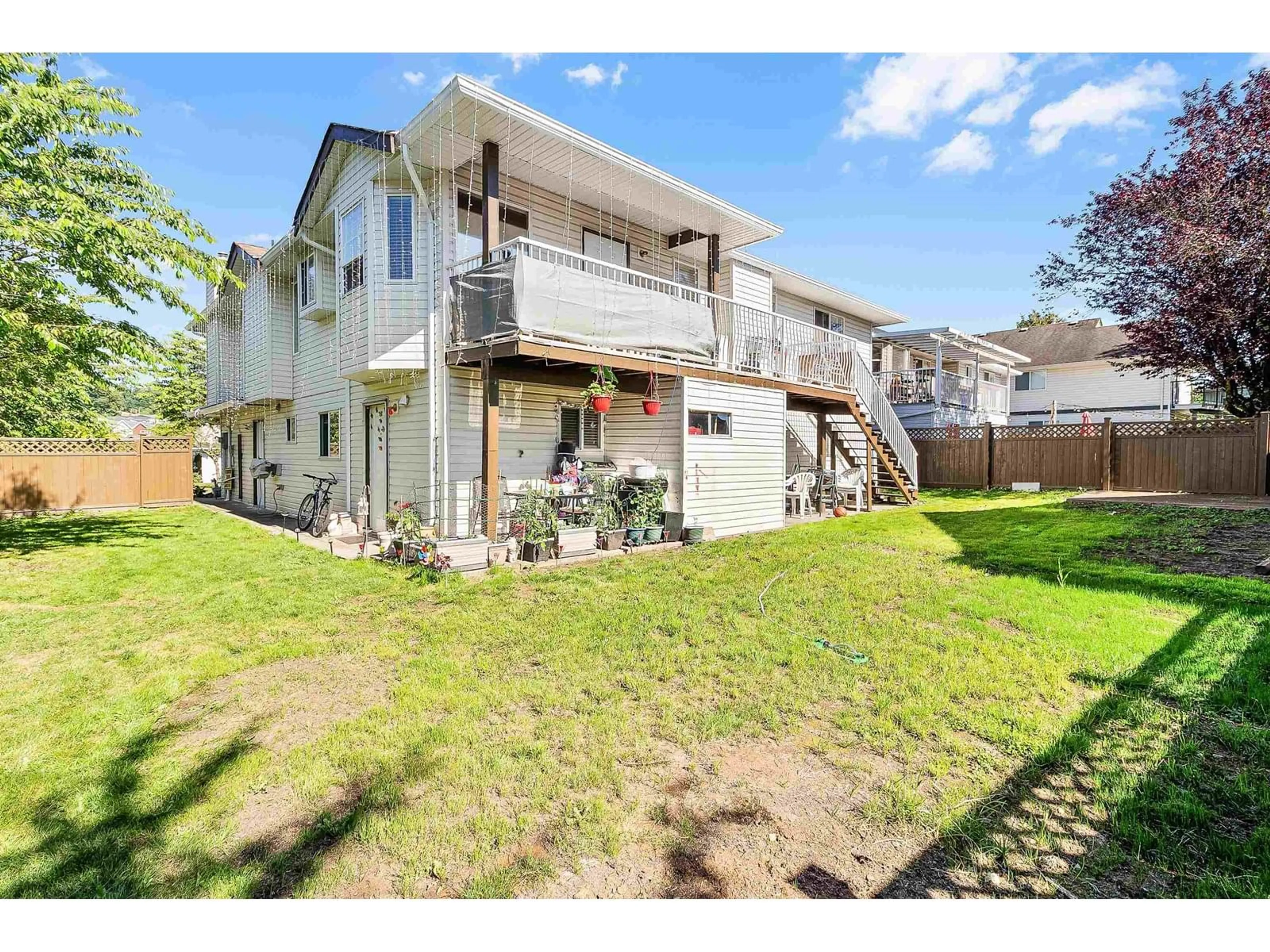 A pic from outside/outdoor area/front of a property/back of a property/a pic from drone, unknown for 8191 KUNIMOTO, Mission British Columbia V2V7A4
