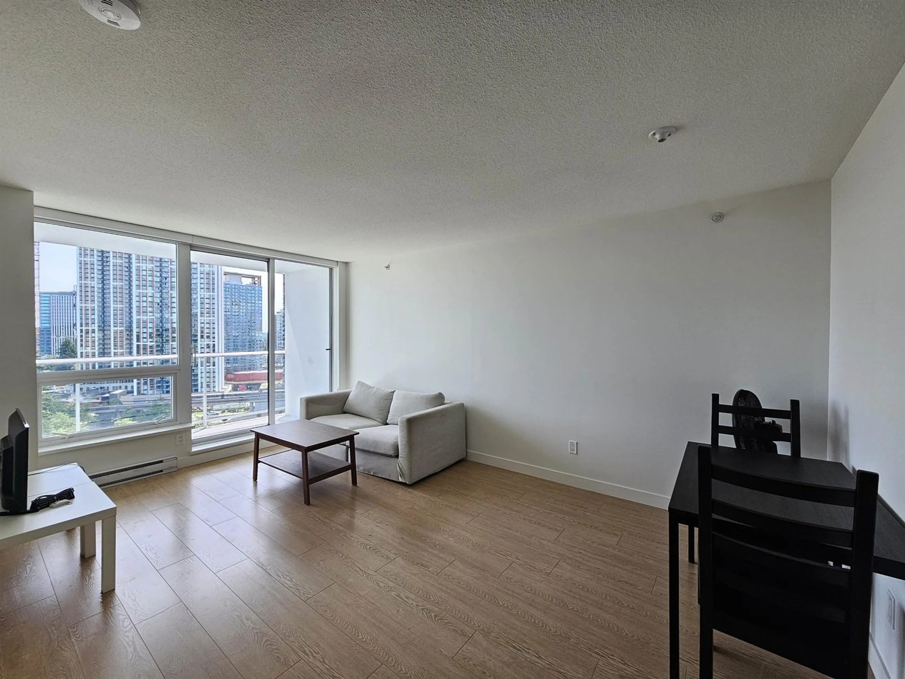 A pic of a room for 2103 - 13750 100, Surrey British Columbia V3T0L3