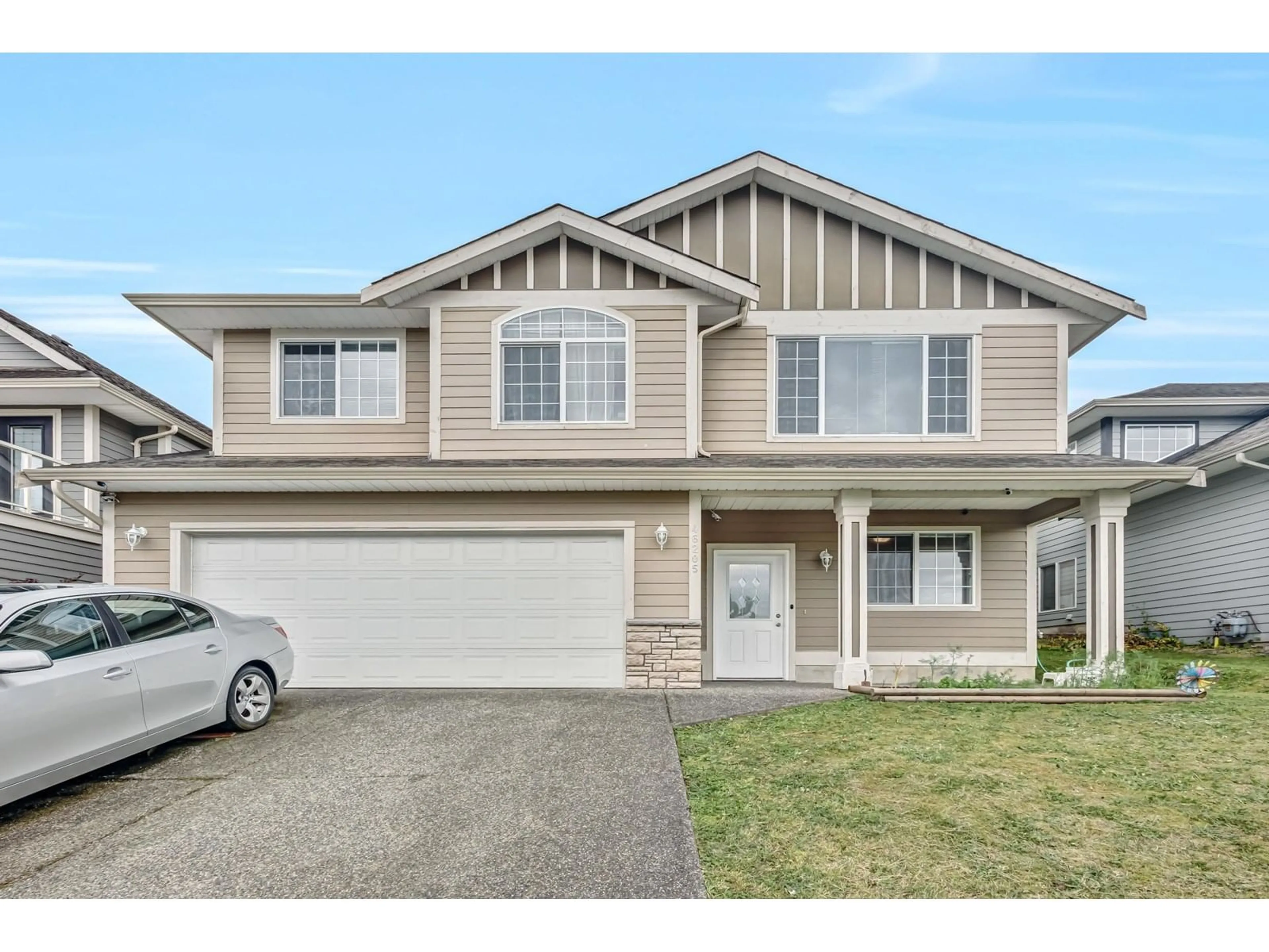 Home with vinyl exterior material, street for 46205 STONEVIEW DRIVE, Chilliwack British Columbia V2R5W8