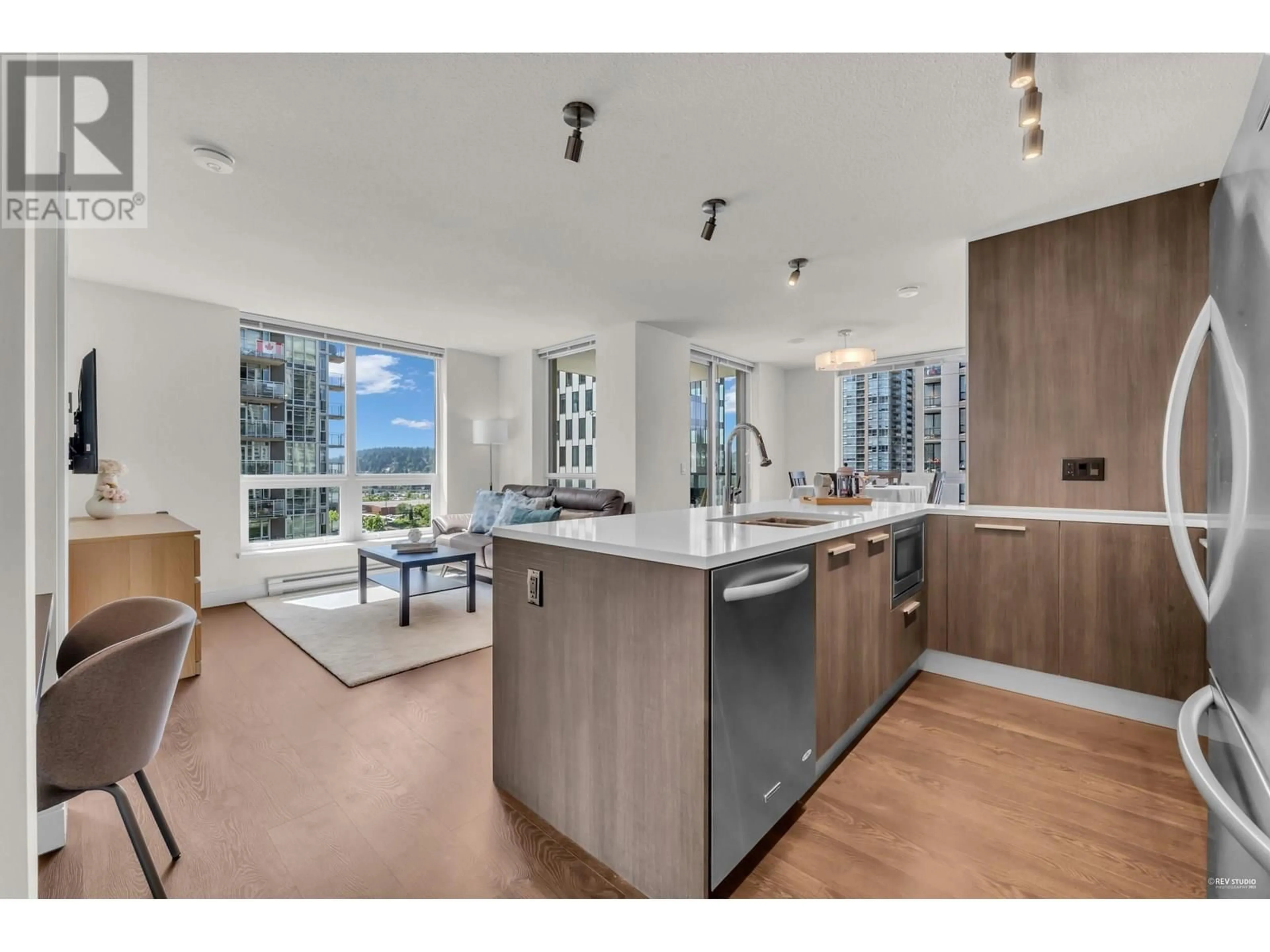 Open concept kitchen, unknown for 1107 - 3007 GLEN DRIVE, Coquitlam British Columbia V3B0L8