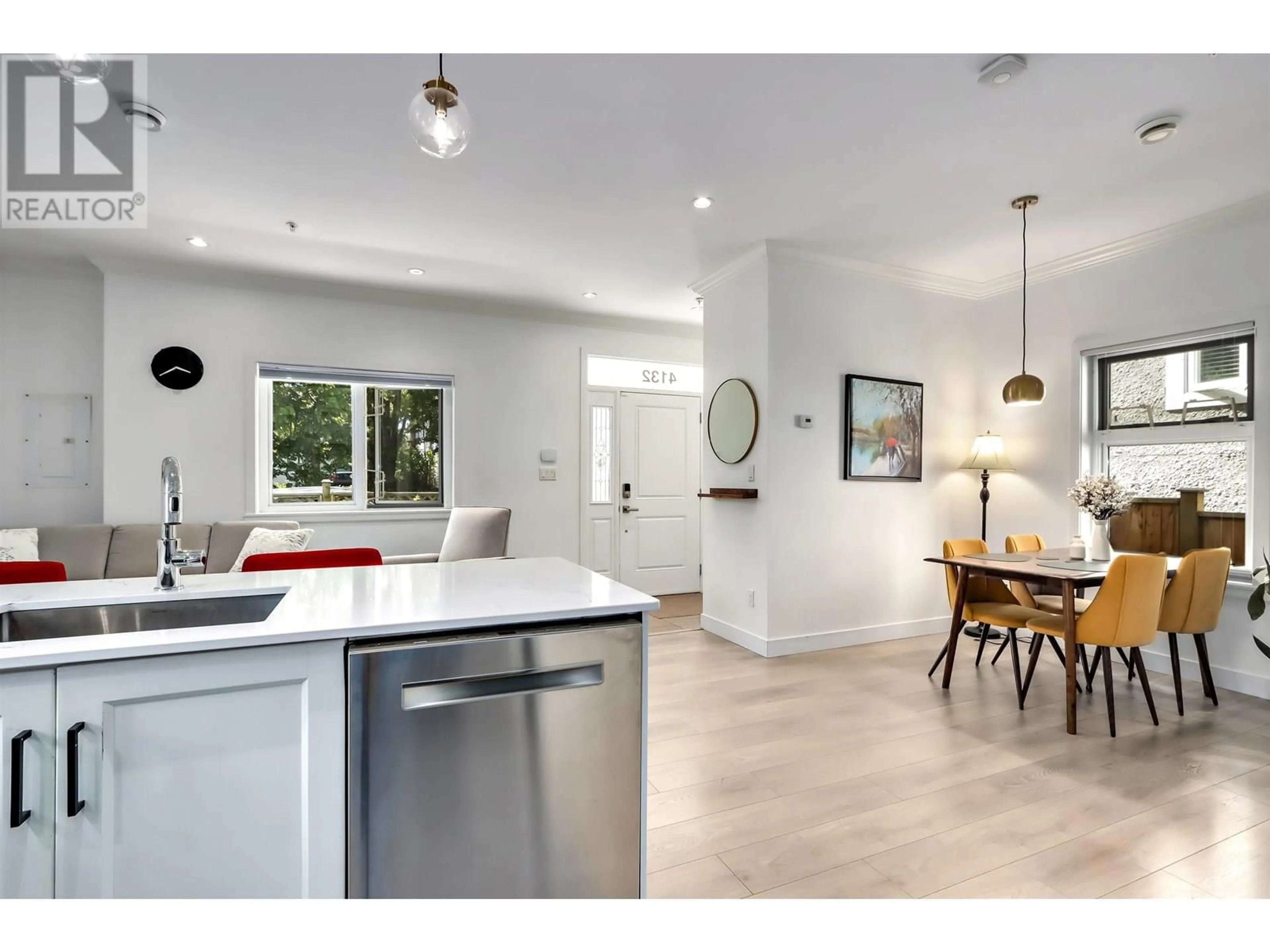 Open concept kitchen, unknown for 4132 COMMERCIAL STREET, Vancouver British Columbia V5N4G3