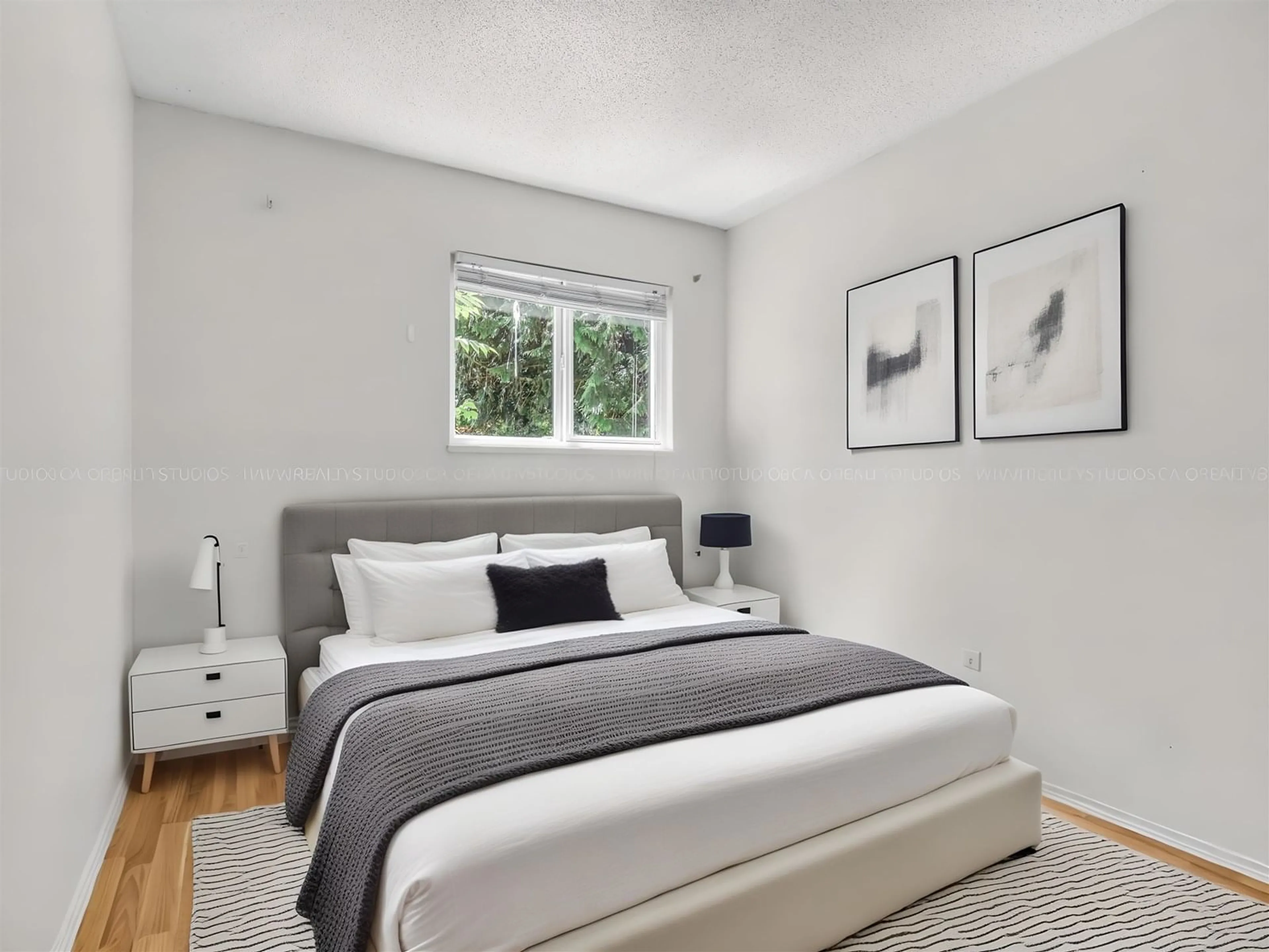 Bedroom with bed, unknown for 7075 129A, Surrey British Columbia V3W6T4