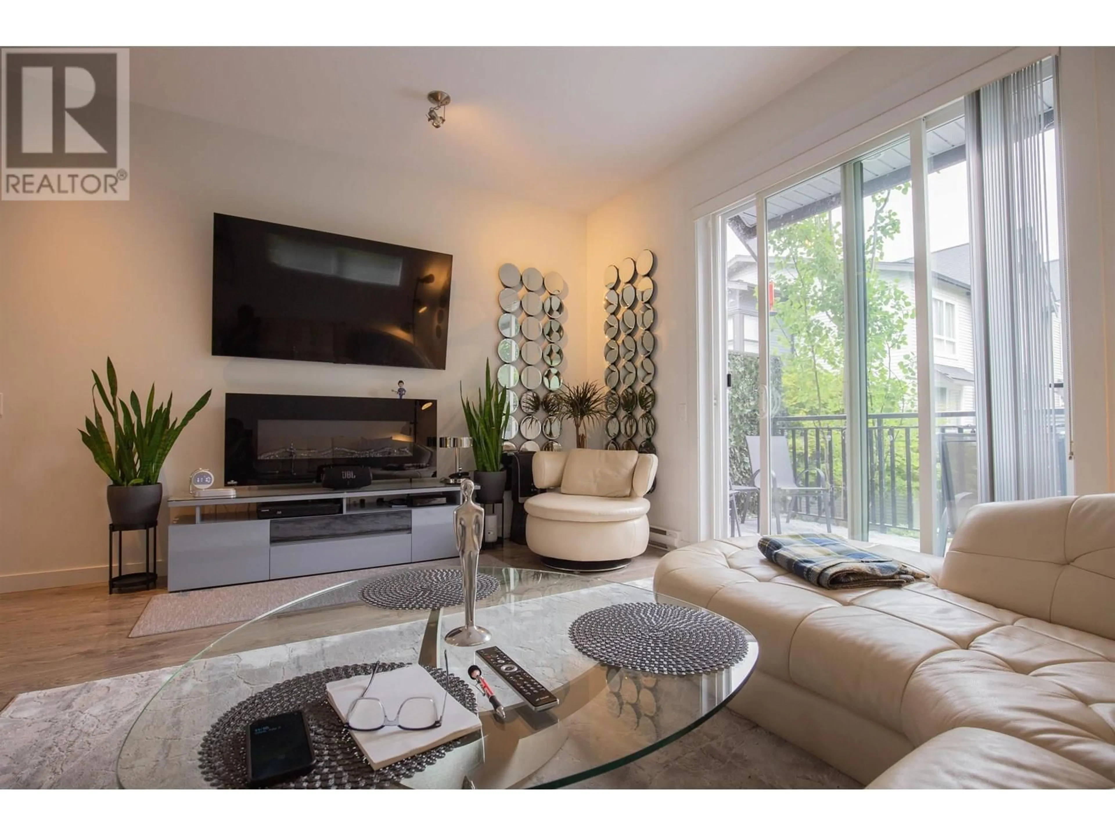 Living room with furniture, wood/laminate floor for 75 - 2310 RANGER LANE, Port Coquitlam British Columbia V3B0L5