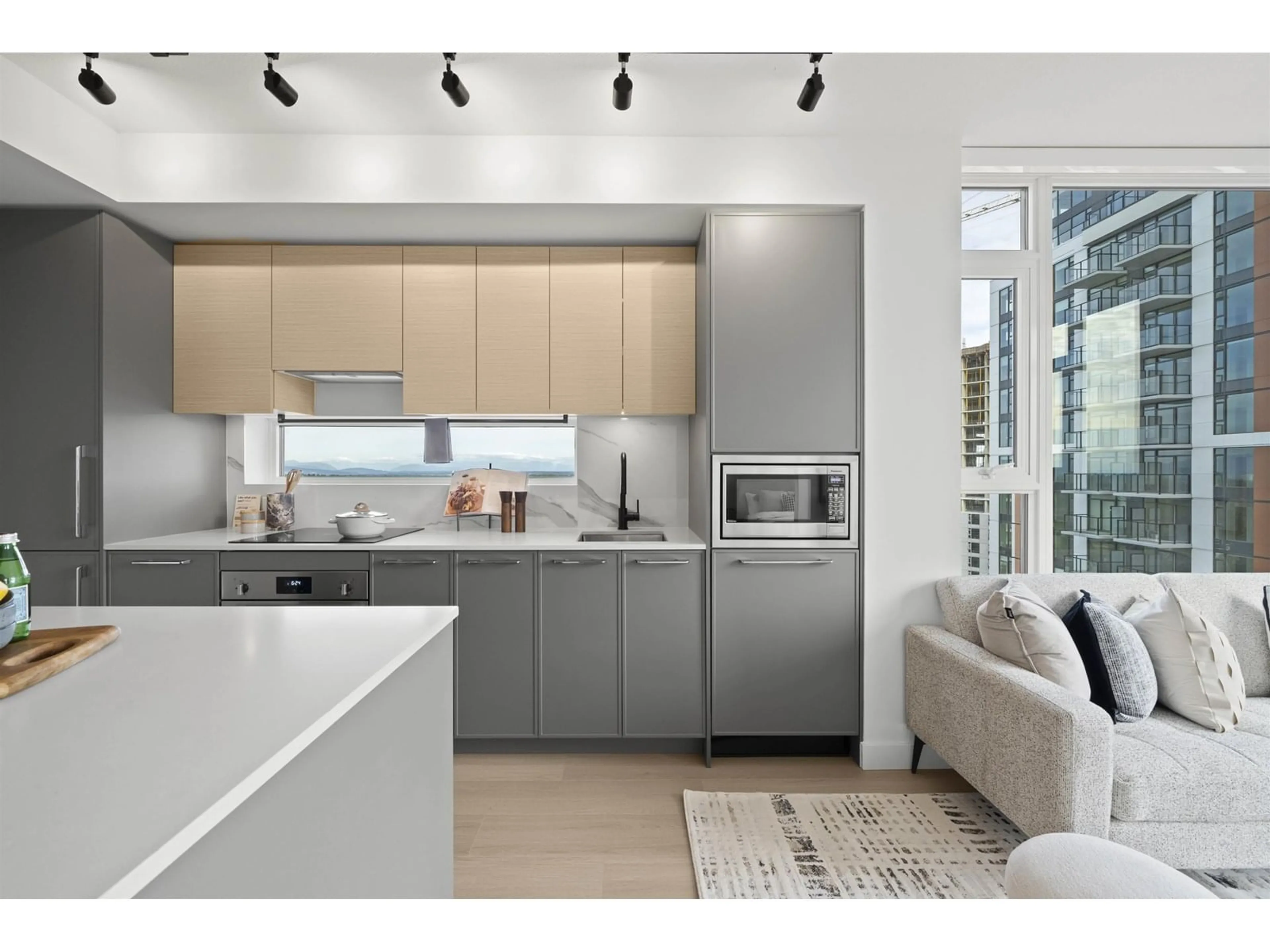 Open concept kitchen, unknown for 3010 - 13725 GEORGE JUNCTION, Surrey British Columbia V3T0V7