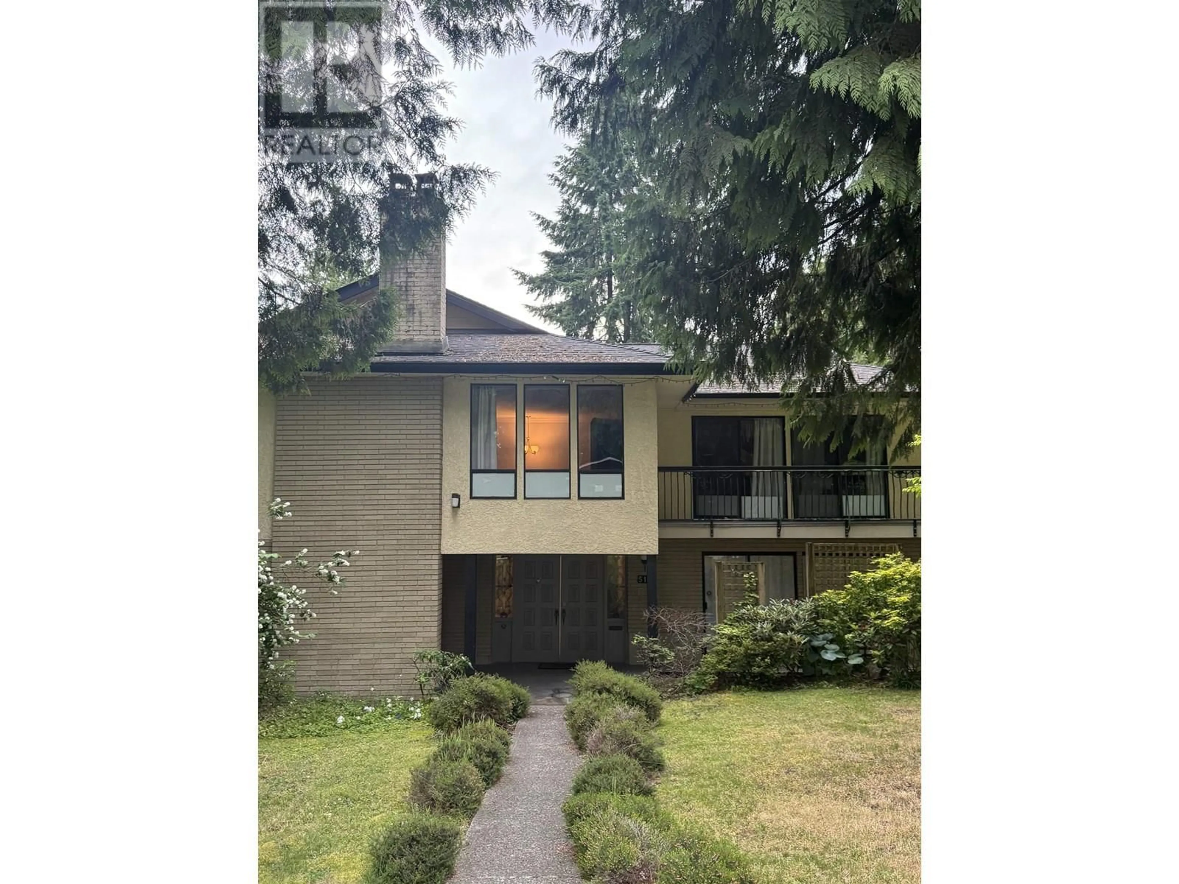 Unknown for 512 MENTMORE STREET, Coquitlam British Columbia V3J4P6