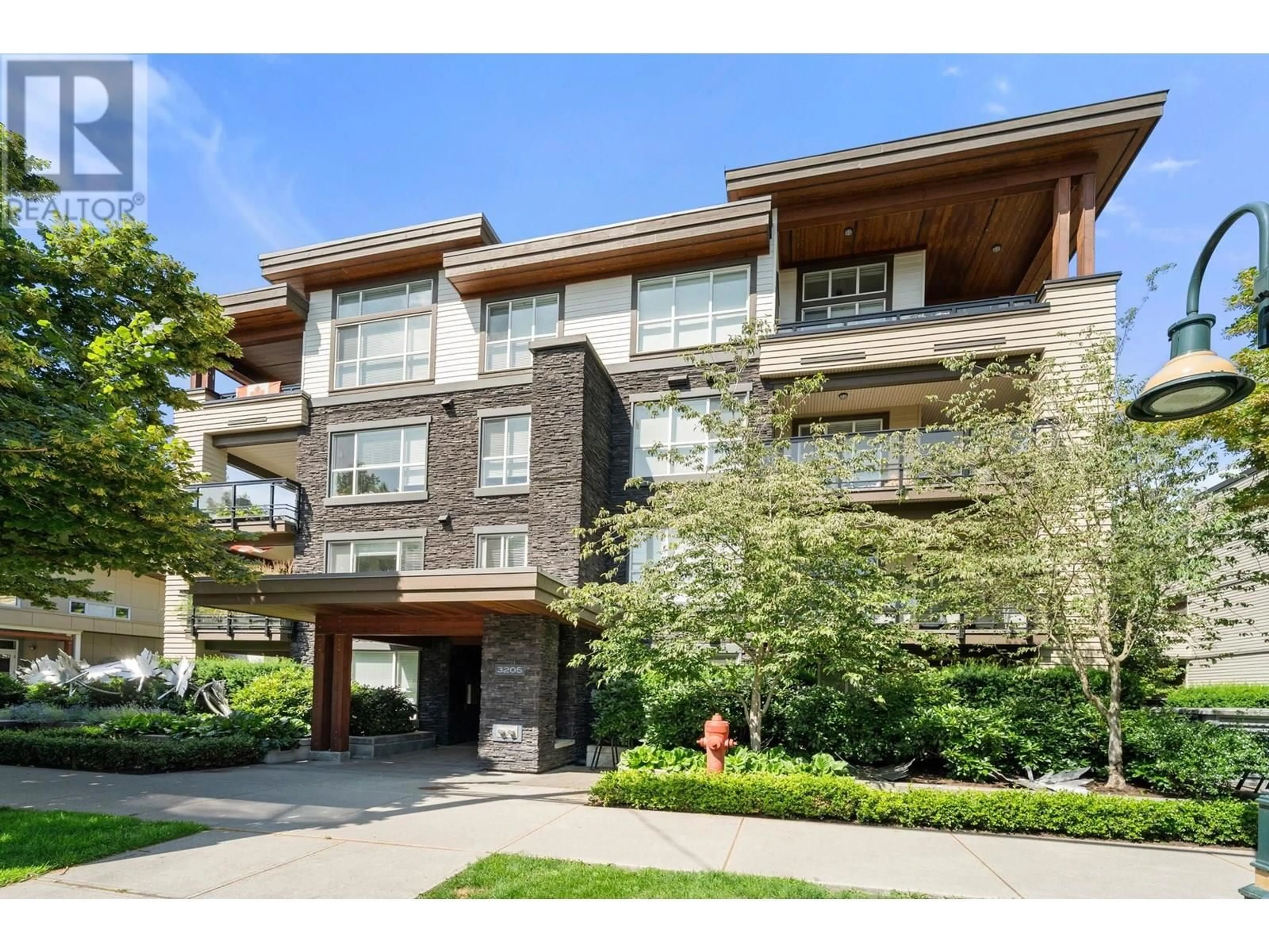 Unknown for 117 - 3205 MOUNTAIN HIGHWAY, North Vancouver British Columbia V7K0A3