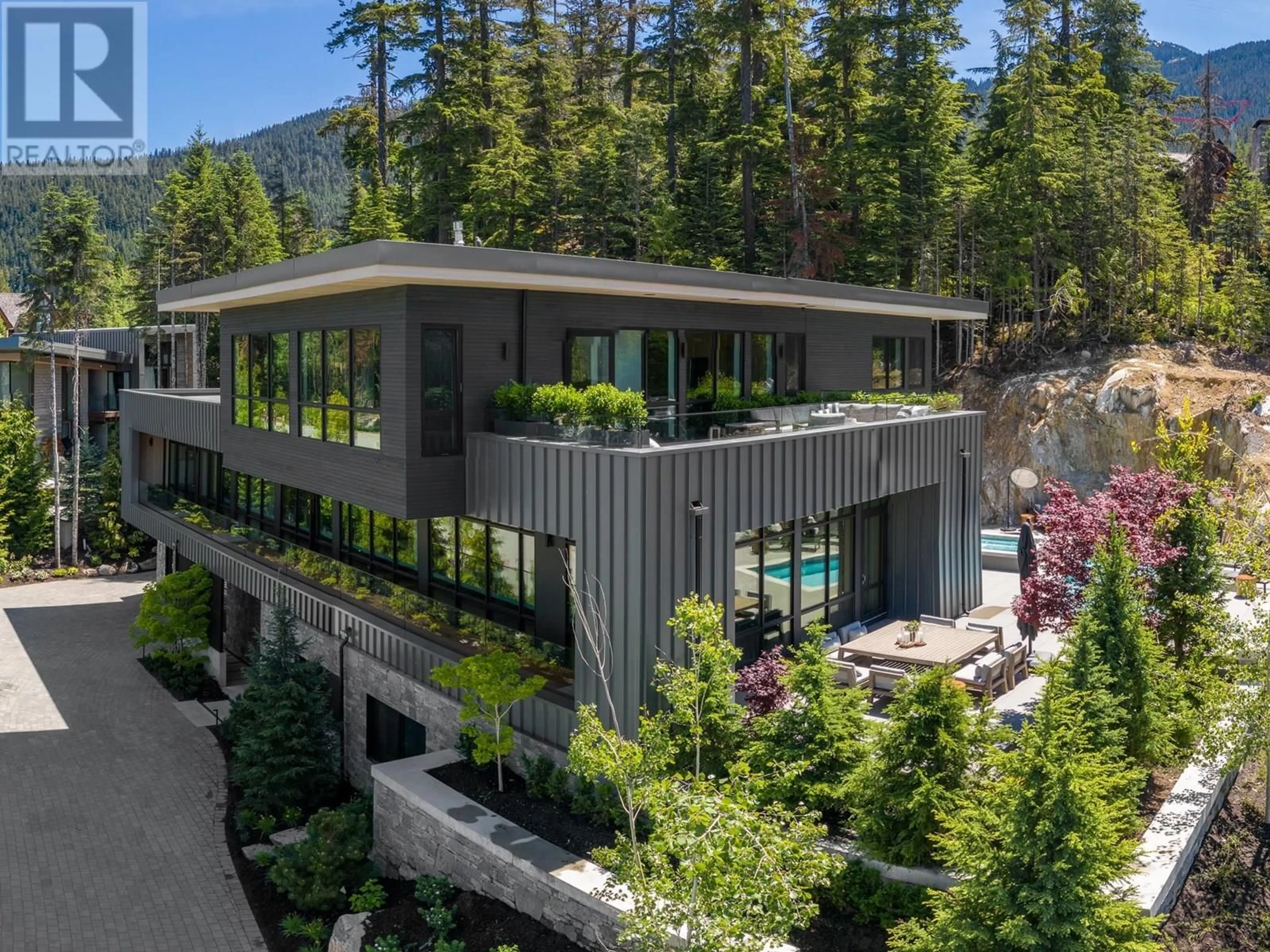 A pic from outside/outdoor area/front of a property/back of a property/a pic from drone, mountain view for 2932 ANCIENT CEDARS LANE, Whistler British Columbia V8E0L6
