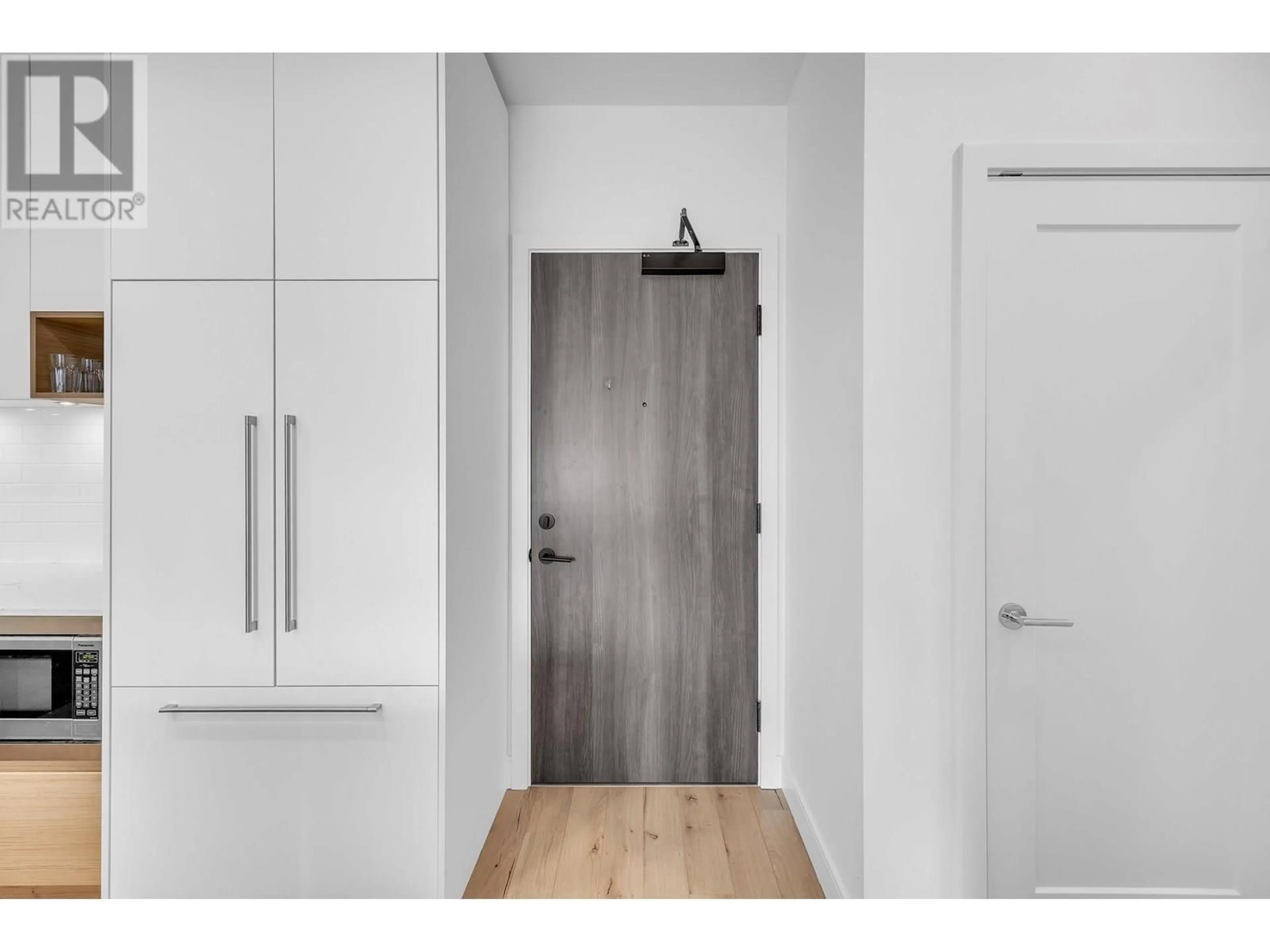 Indoor entryway for 626 - 55 KLAHANIE DRIVE, Port Moody British Columbia V3H0M9