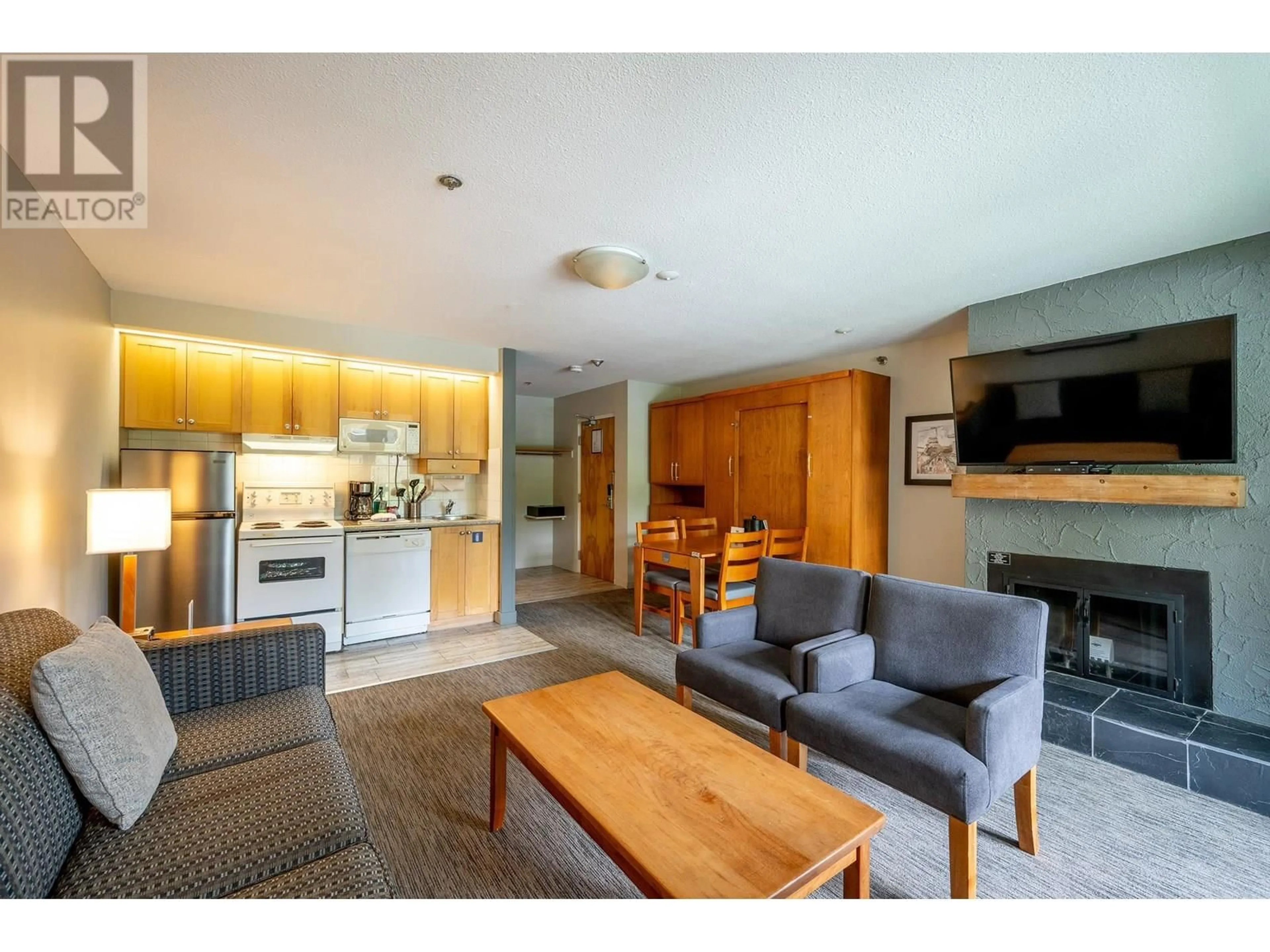 Open concept kitchen, wood/laminate floor for 2152 - 4420 SUNDIAL PLACE, Whistler British Columbia V8E1G6