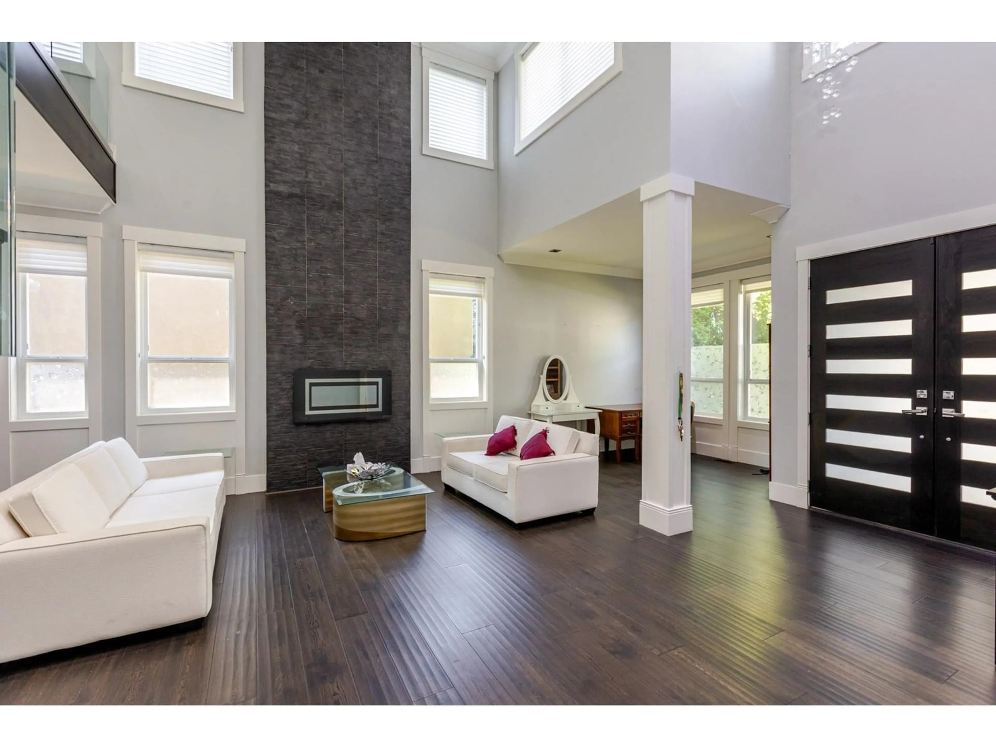 Unknown for 1540 MAPLE, White Rock British Columbia V4B4N5