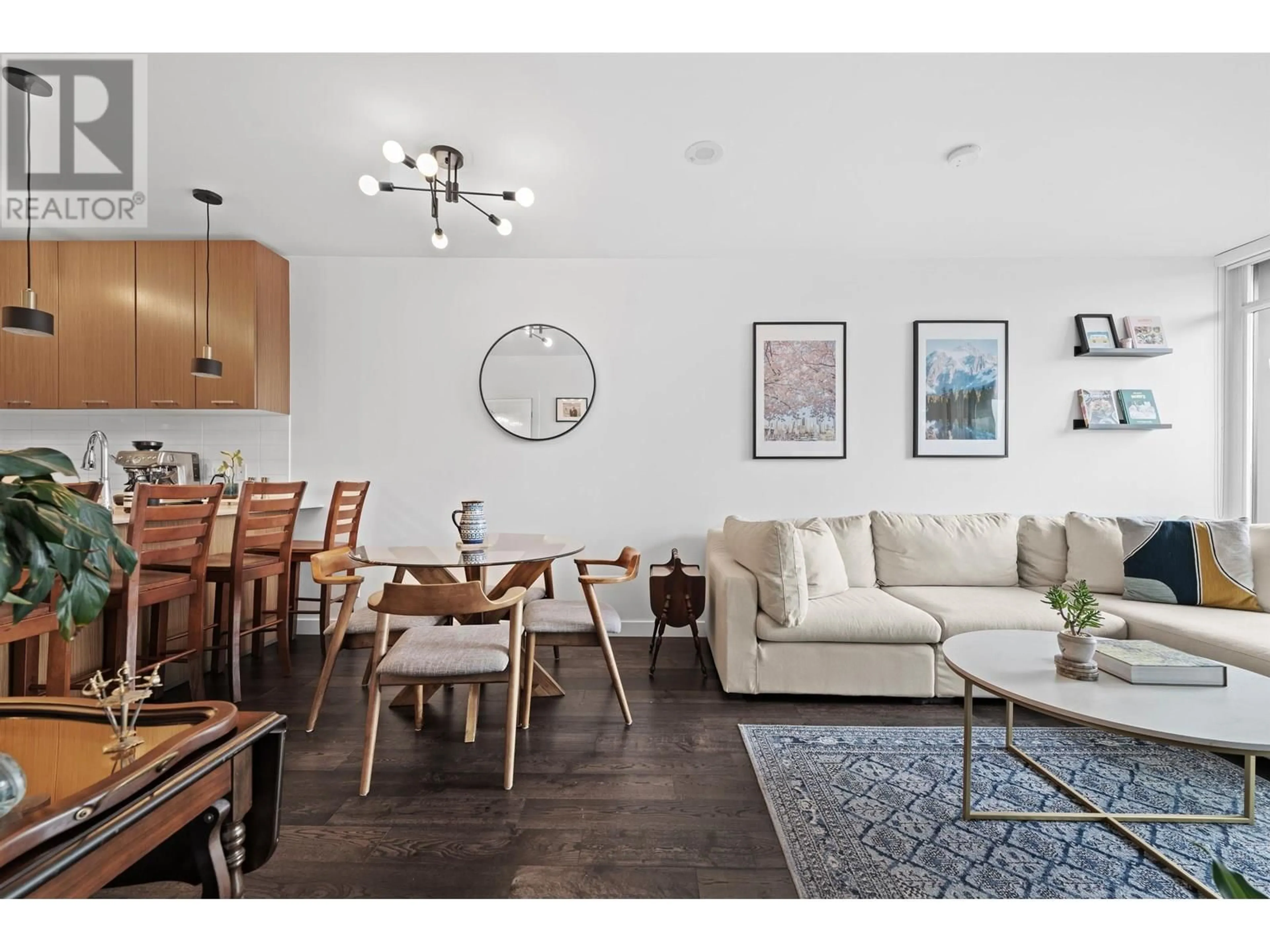 Living room with furniture, wood/laminate floor for 309 - 2321 SCOTIA STREET, Vancouver British Columbia V5T0A8