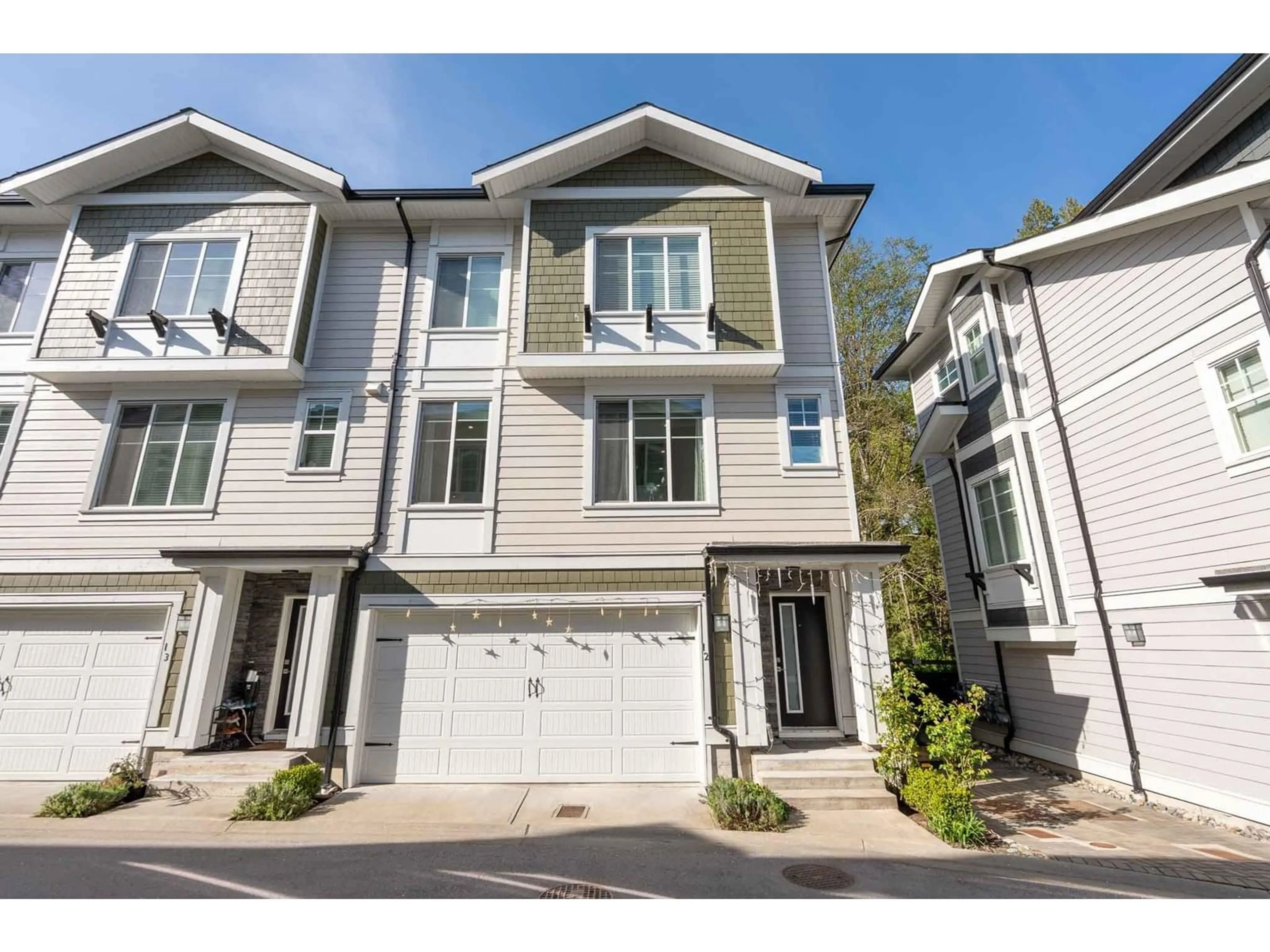Home with vinyl exterior material, street for 12 - 14499 64, Surrey British Columbia V3S1X5