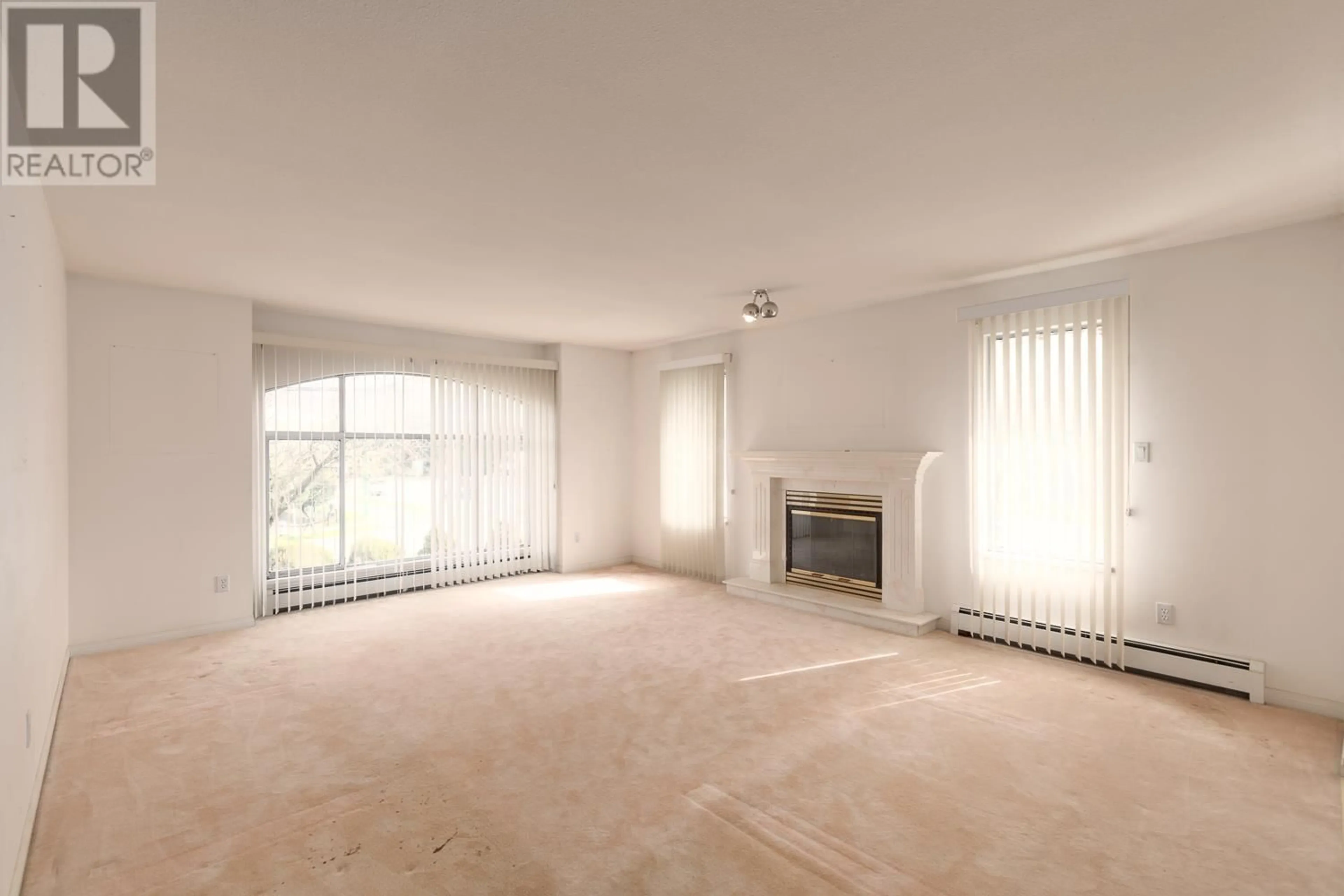 A pic of a room for 4685 SMITH AVENUE, Burnaby British Columbia V5G2V9