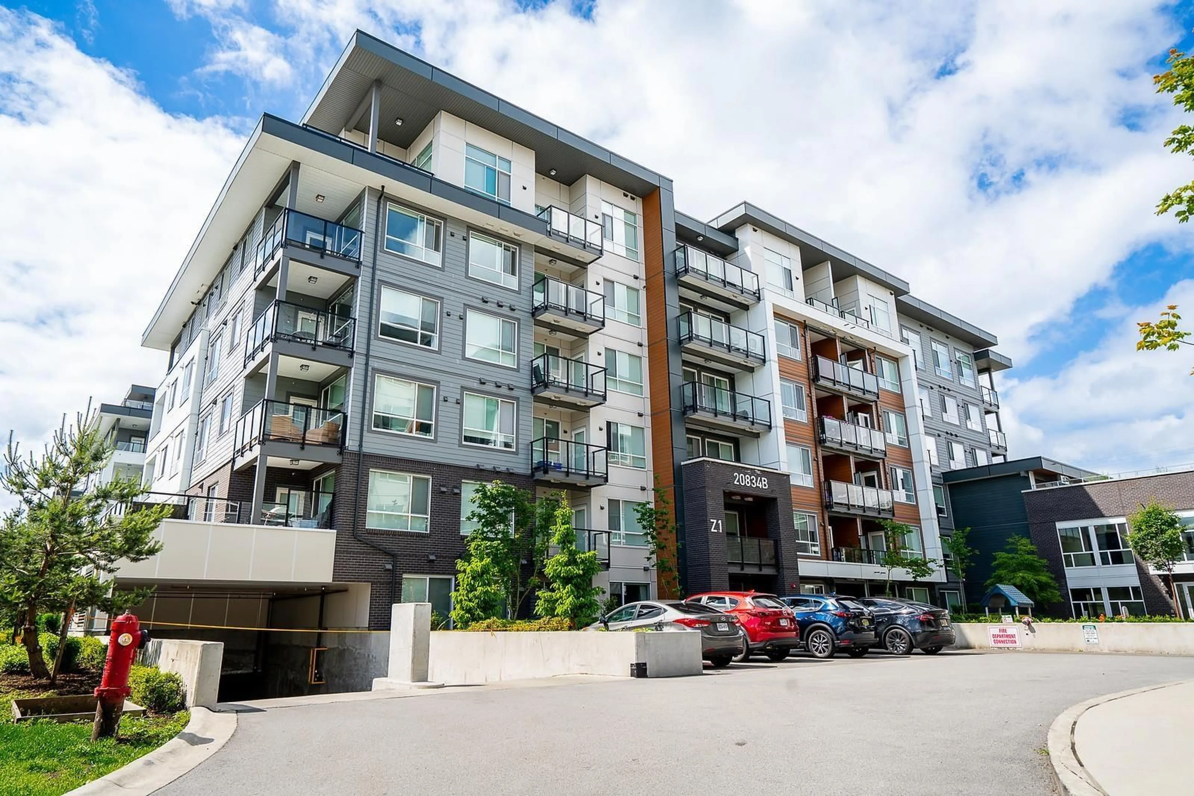 Patio, building for B502 - 20834 80, Langley British Columbia V2Y3M5