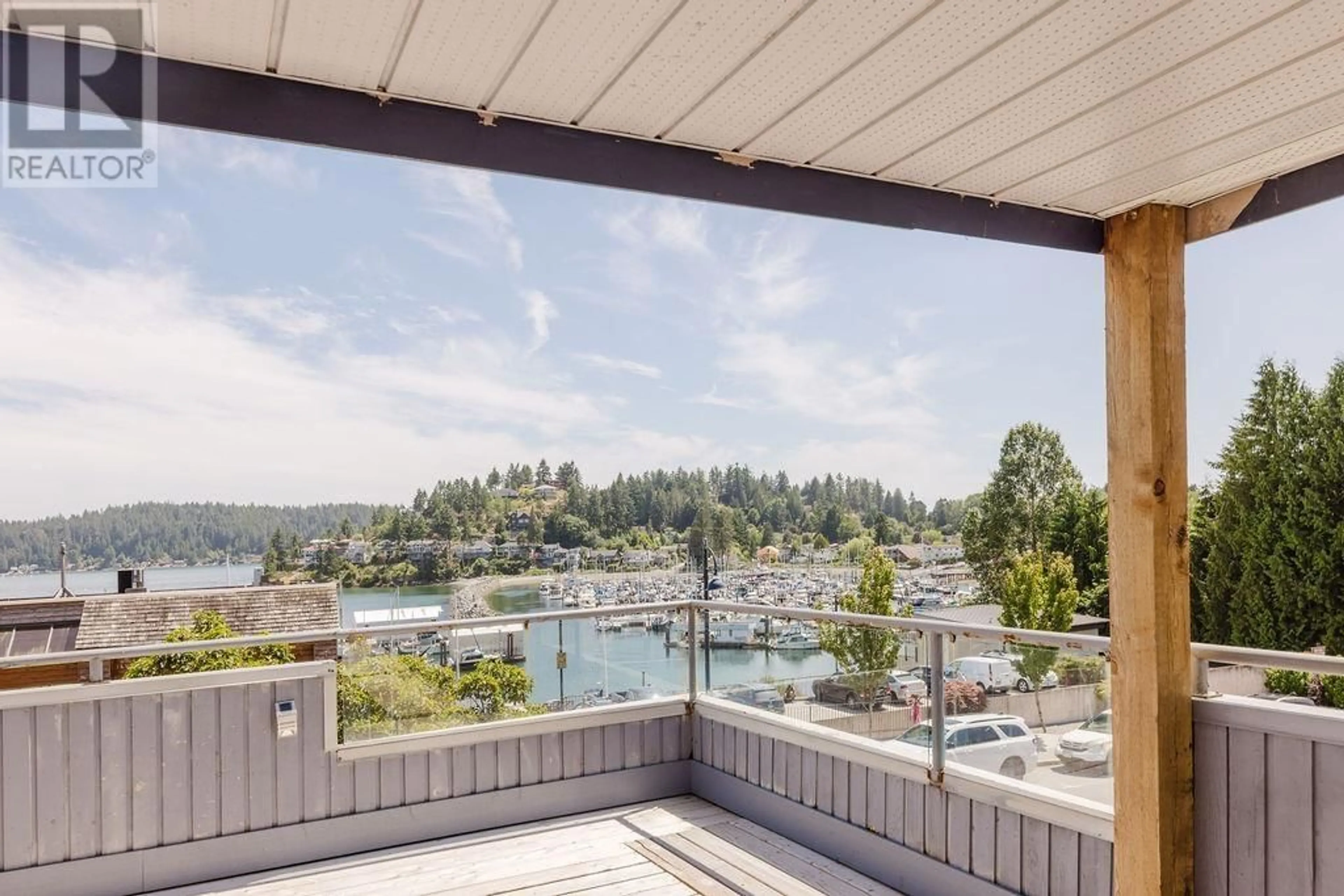 Balcony in the apartment, water/lake/river/ocean view for 6 - 291 PERIWINKLE LANE, Gibsons British Columbia V0N1V0