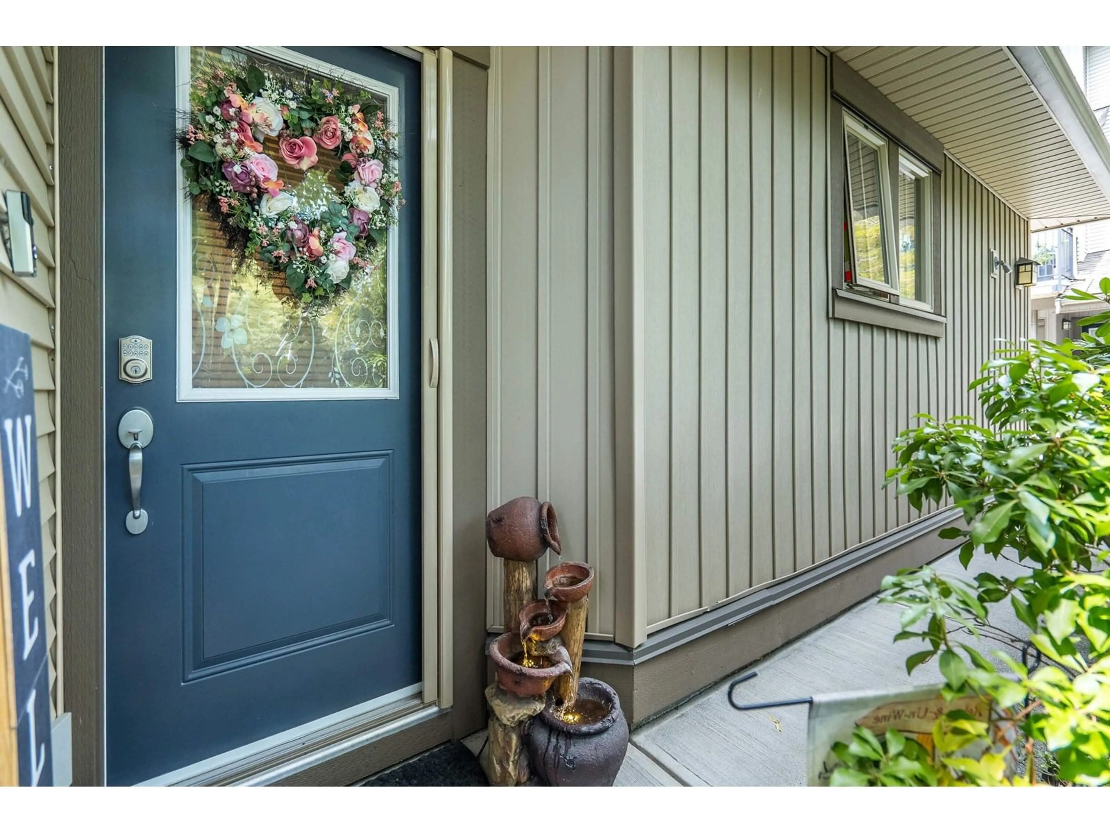 Indoor entryway for 60 - 20326 68, Langley British Columbia V2Y0E3