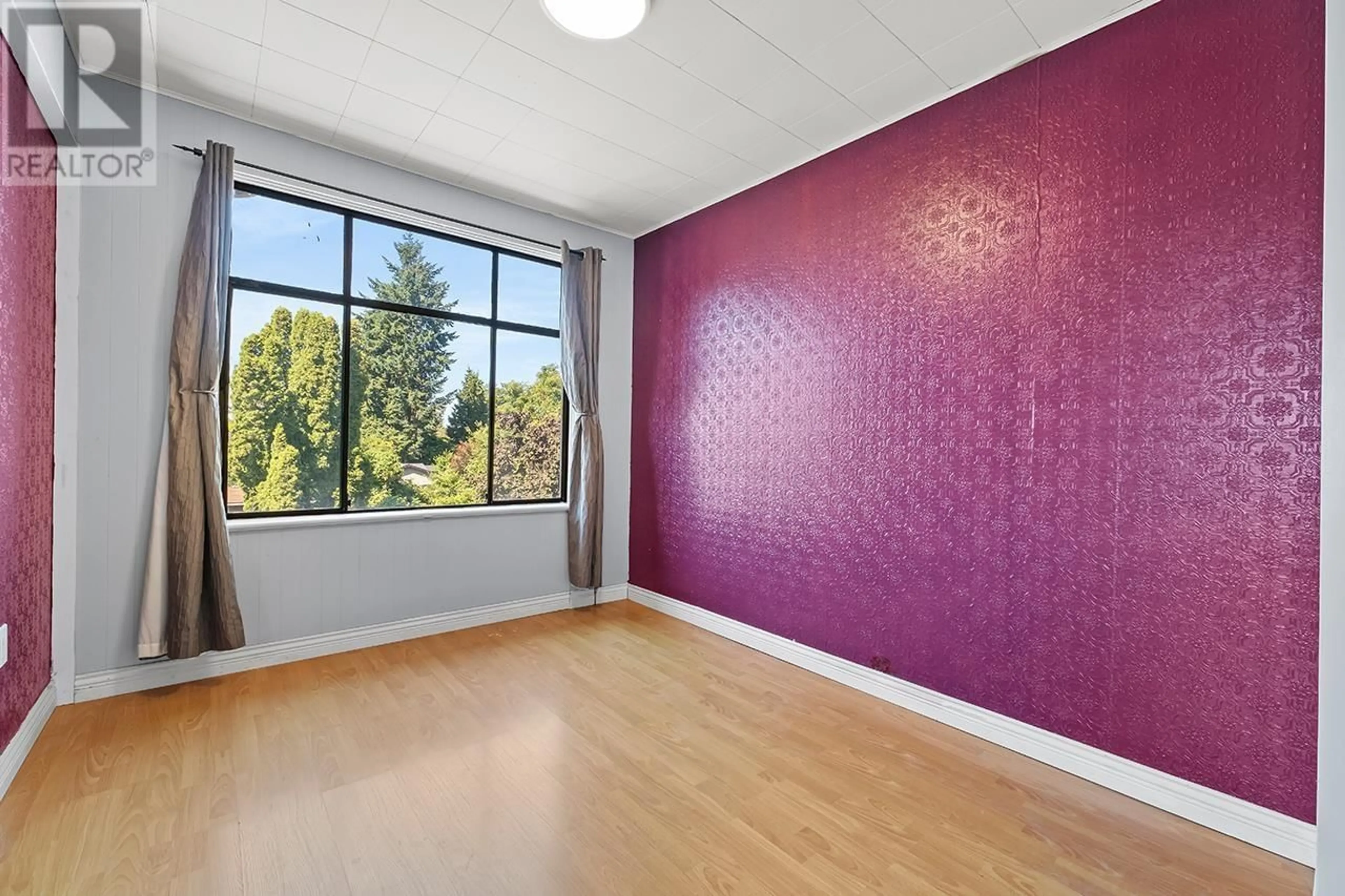 A pic of a room for 1027 NANAIMO STREET, New Westminster British Columbia V3M2E7