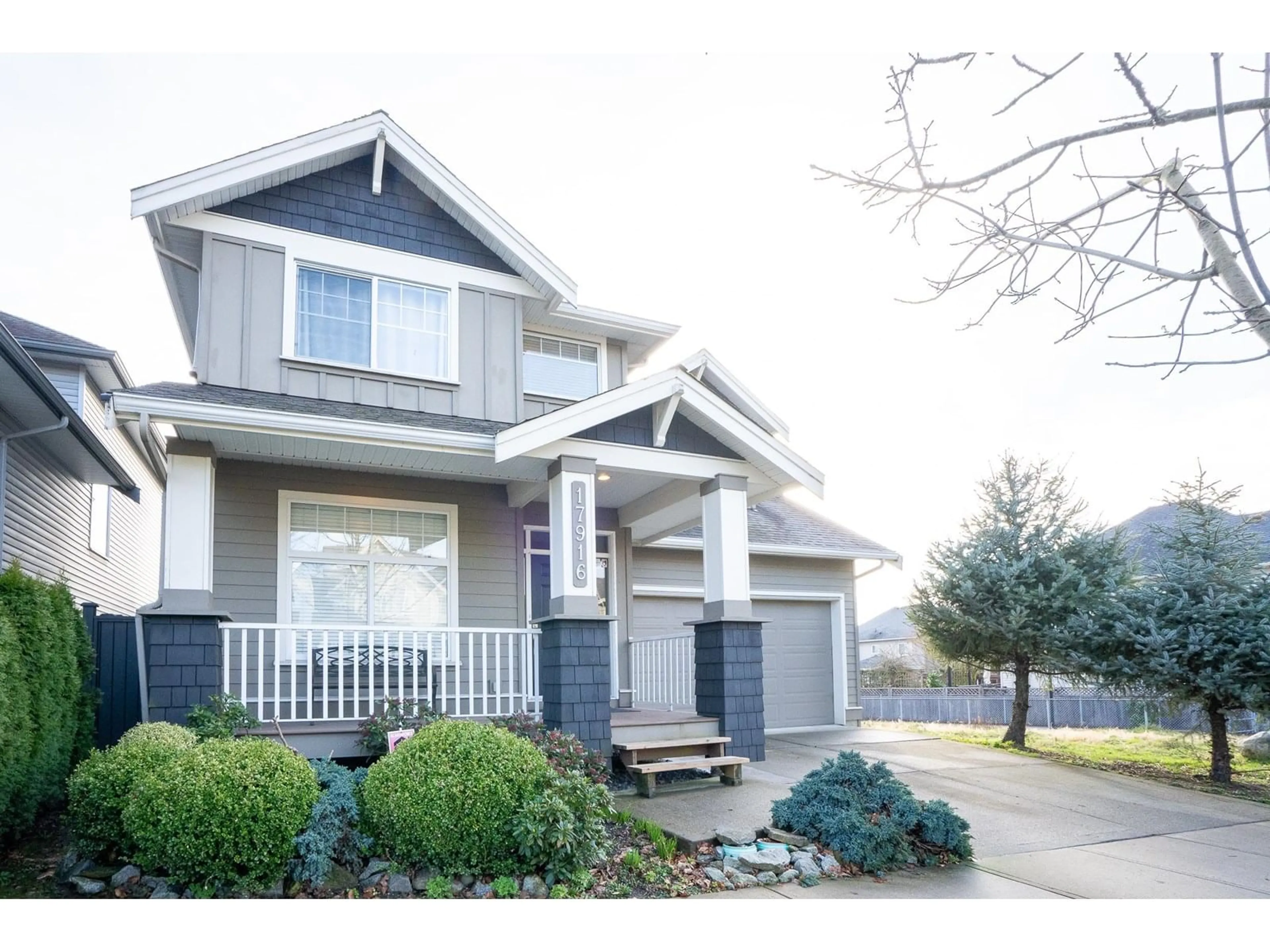 Home with vinyl exterior material, street for 17916 71, Surrey British Columbia V3S7C7