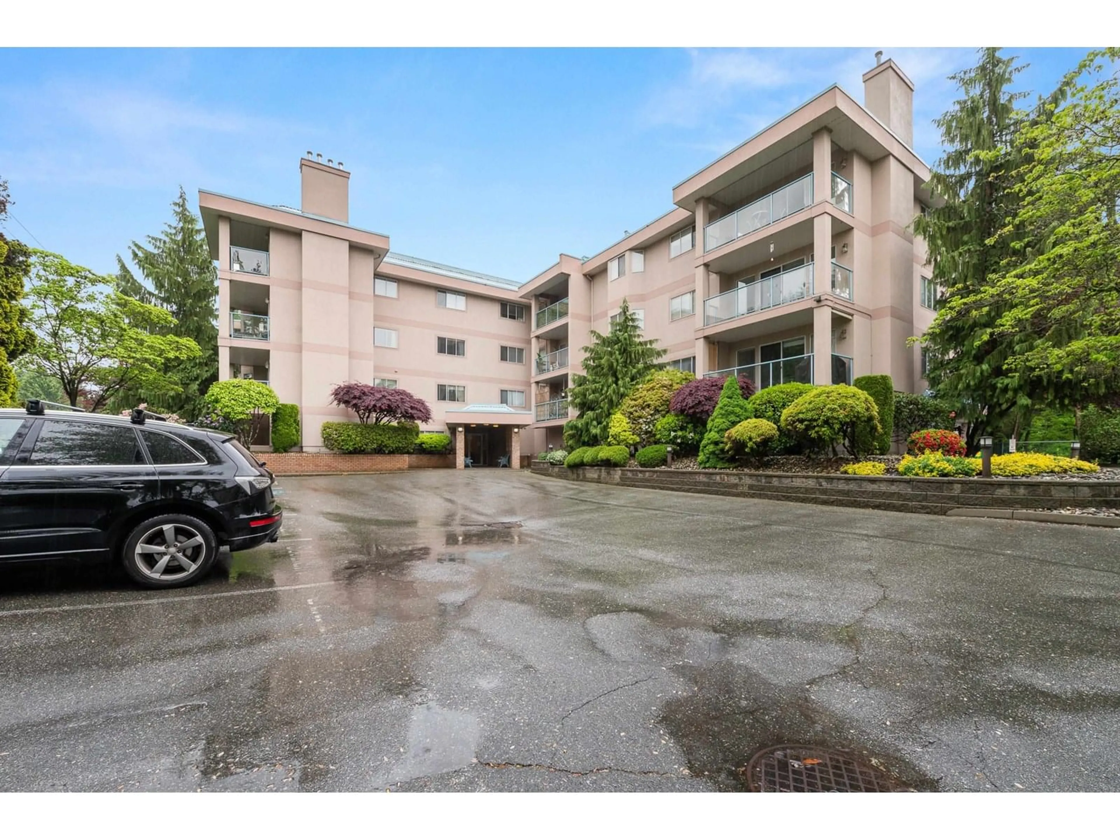 Unknown for 210 - 33110 GEORGE FERGUSON, Abbotsford British Columbia V2S2L5
