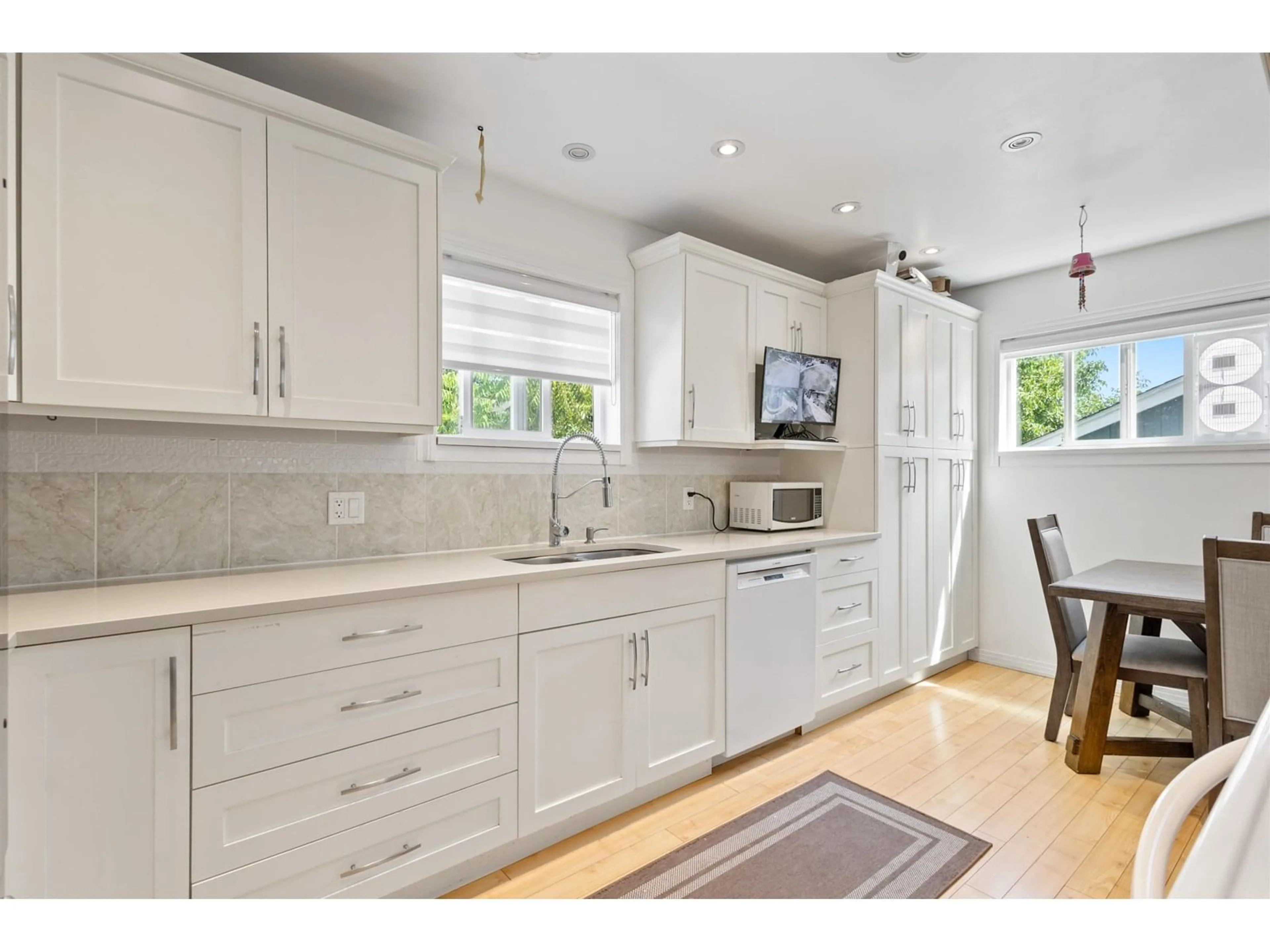 Open concept kitchen, ceramic/tile floor for 2048 OLIVE, Abbotsford British Columbia V3V0B6