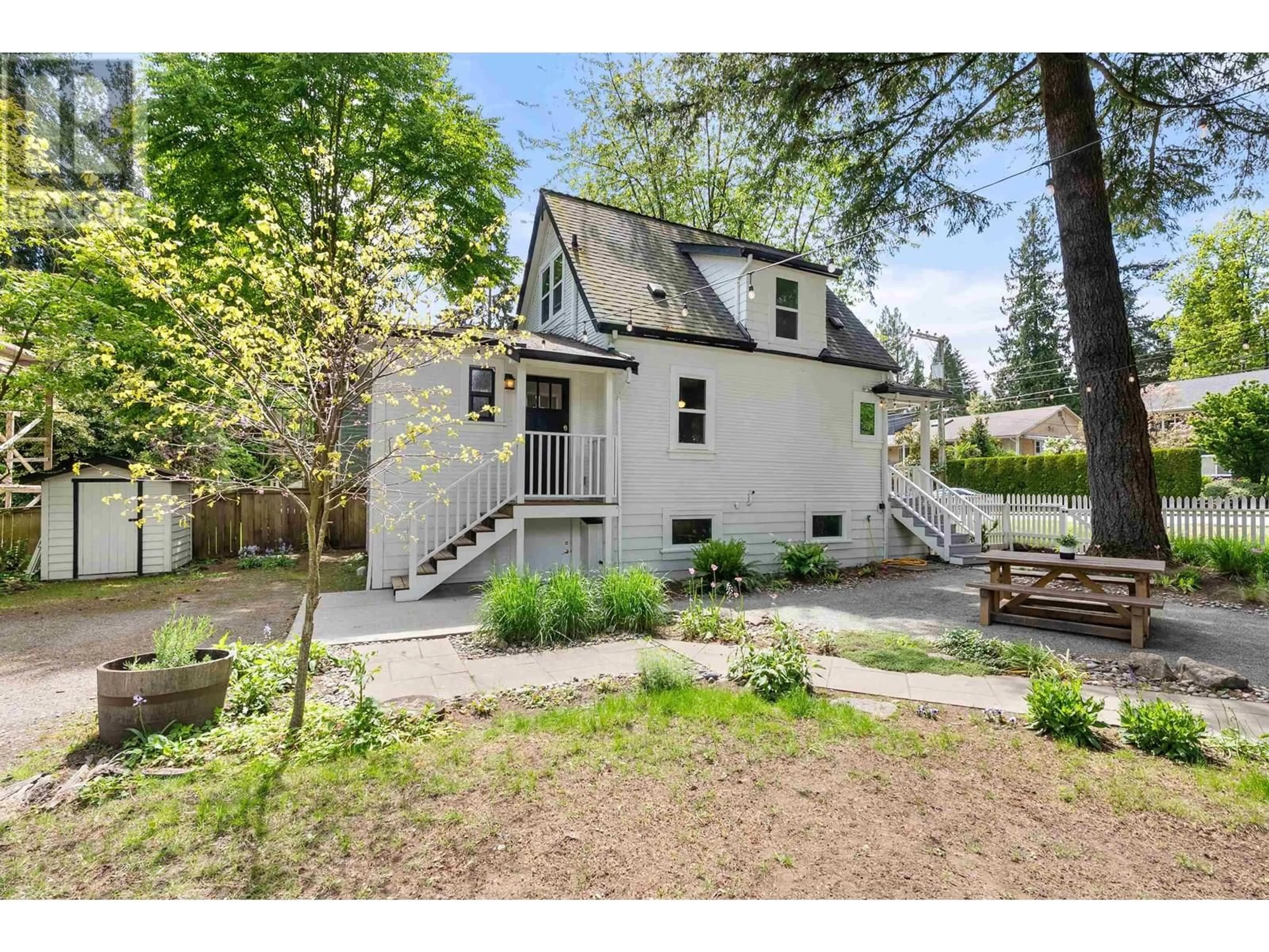 Unknown for 3092 ALLAN ROAD, North Vancouver British Columbia V7J3C4