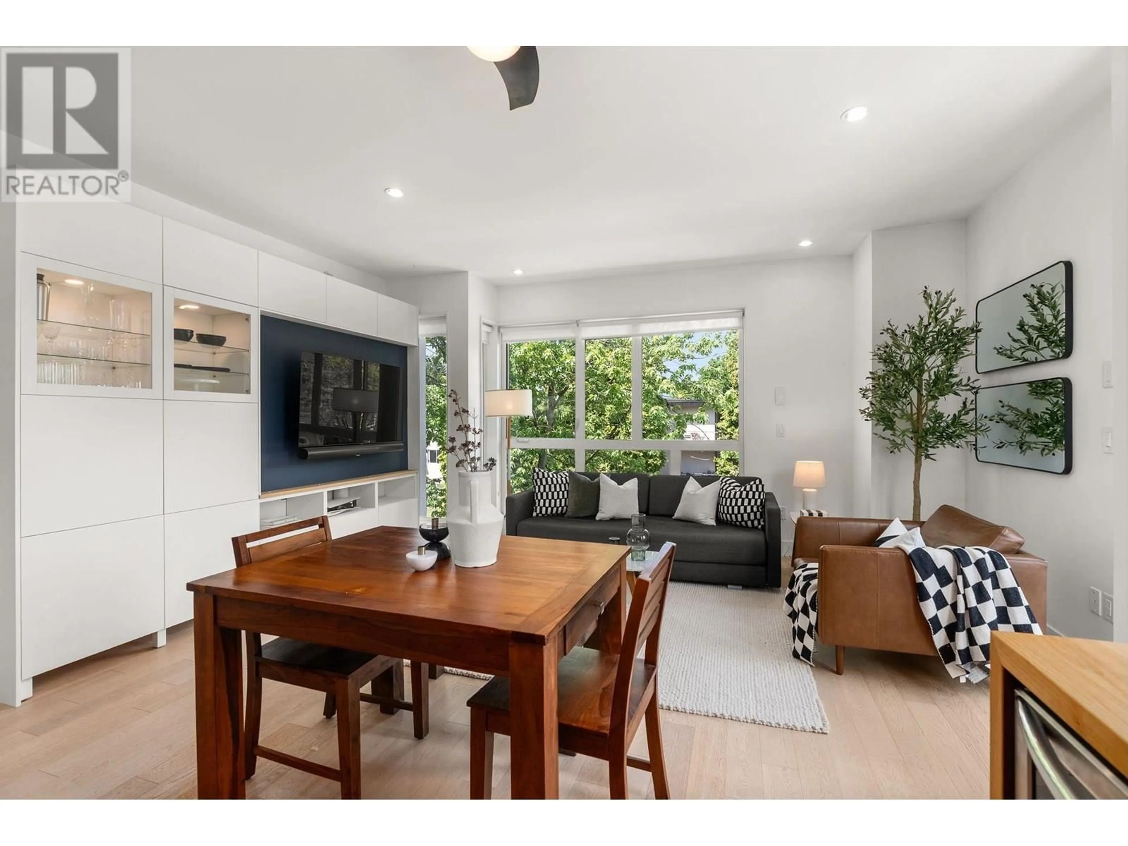 Unknown for 621 VICTORIA DRIVE, Vancouver British Columbia V5L0C3