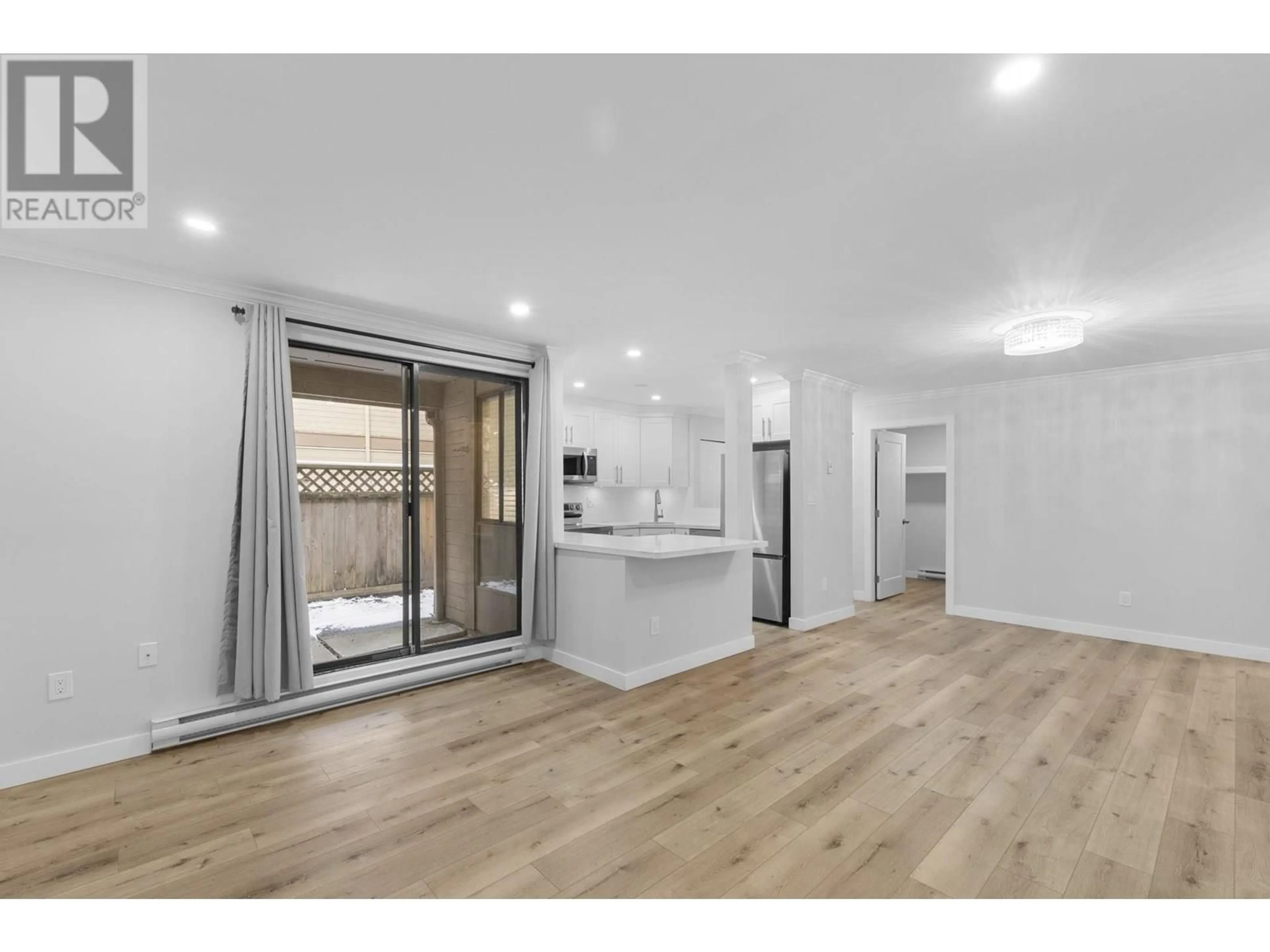 A pic of a room for 102 - 9152 SATURNA DRIVE, Burnaby British Columbia V3J7K2