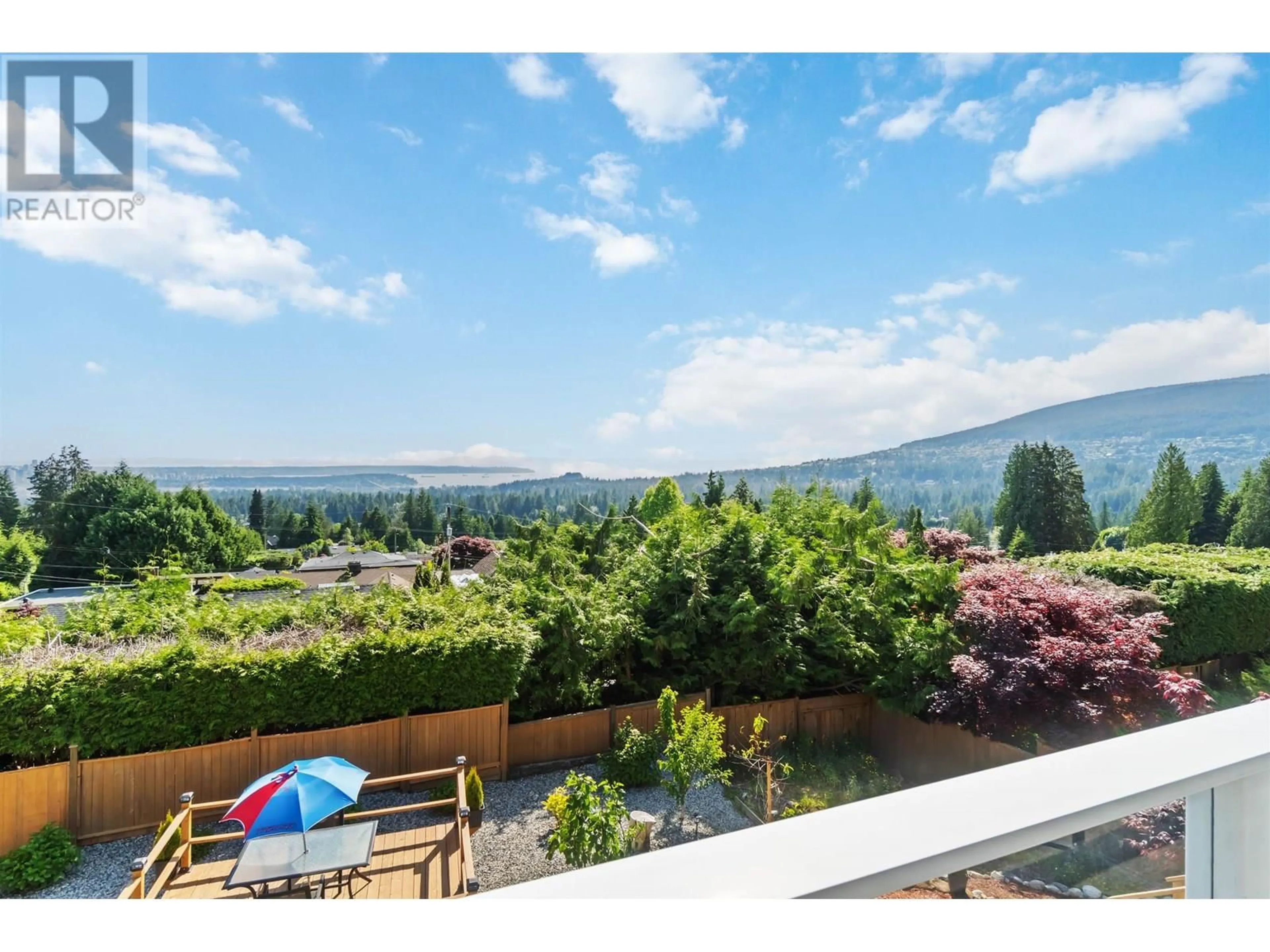 Unknown for 637 ALPINE COURT, North Vancouver British Columbia V7R2L7