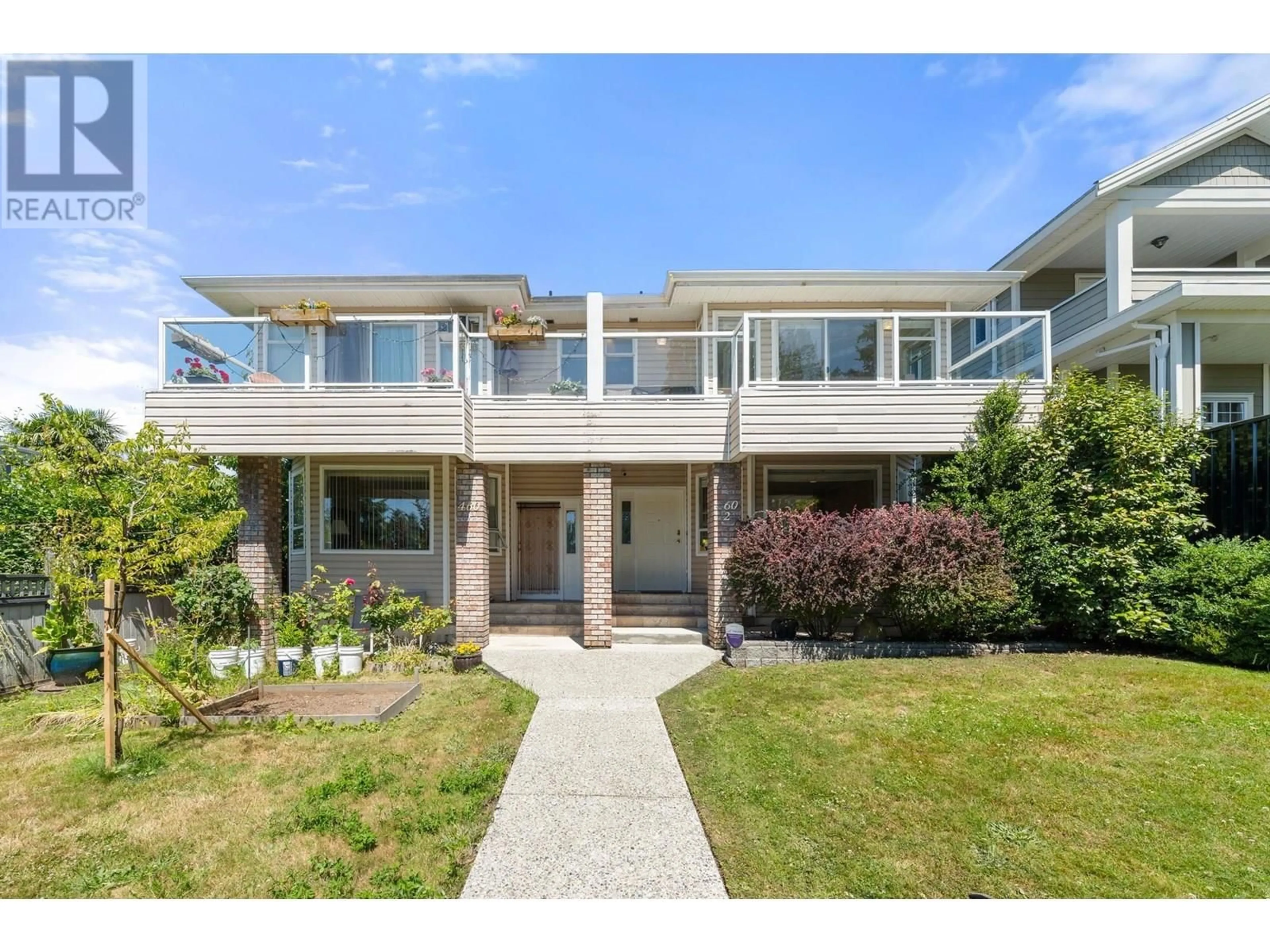 Unknown for 2 - 460 6TH STREET, North Vancouver British Columbia V7M1K9