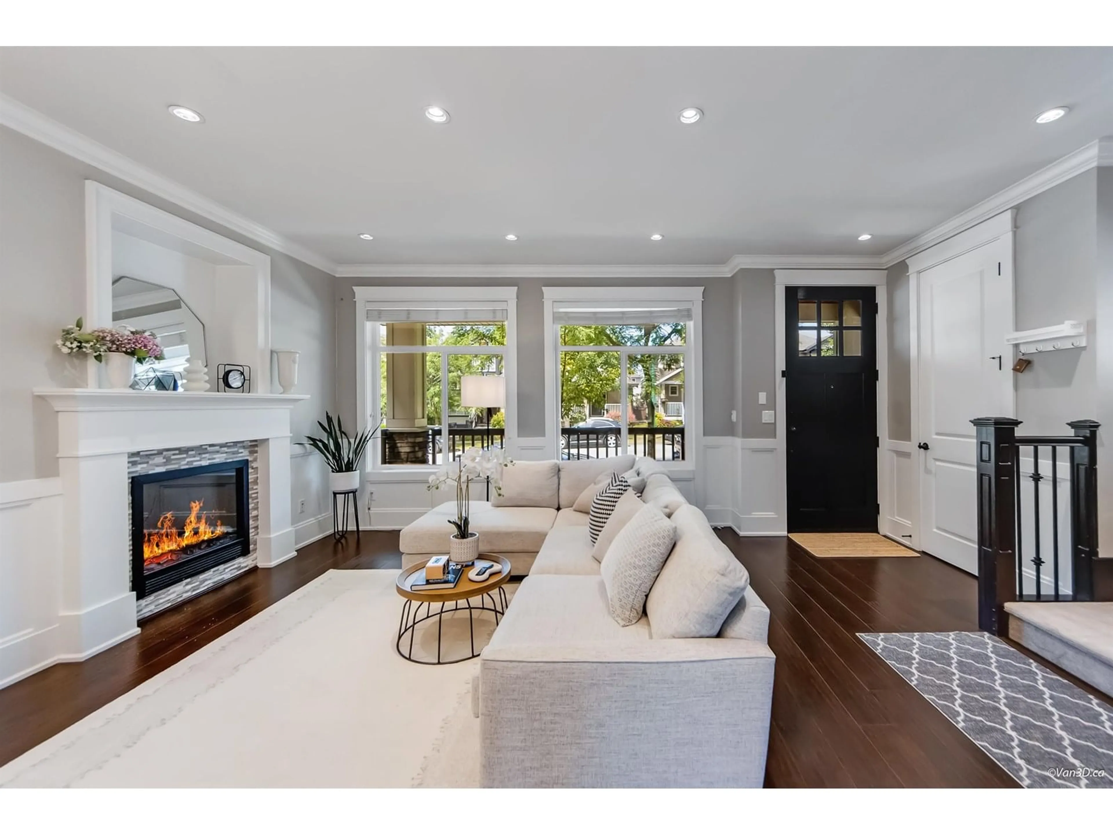 Living room with furniture, unknown for 19056 68, Surrey British Columbia V4N6A2
