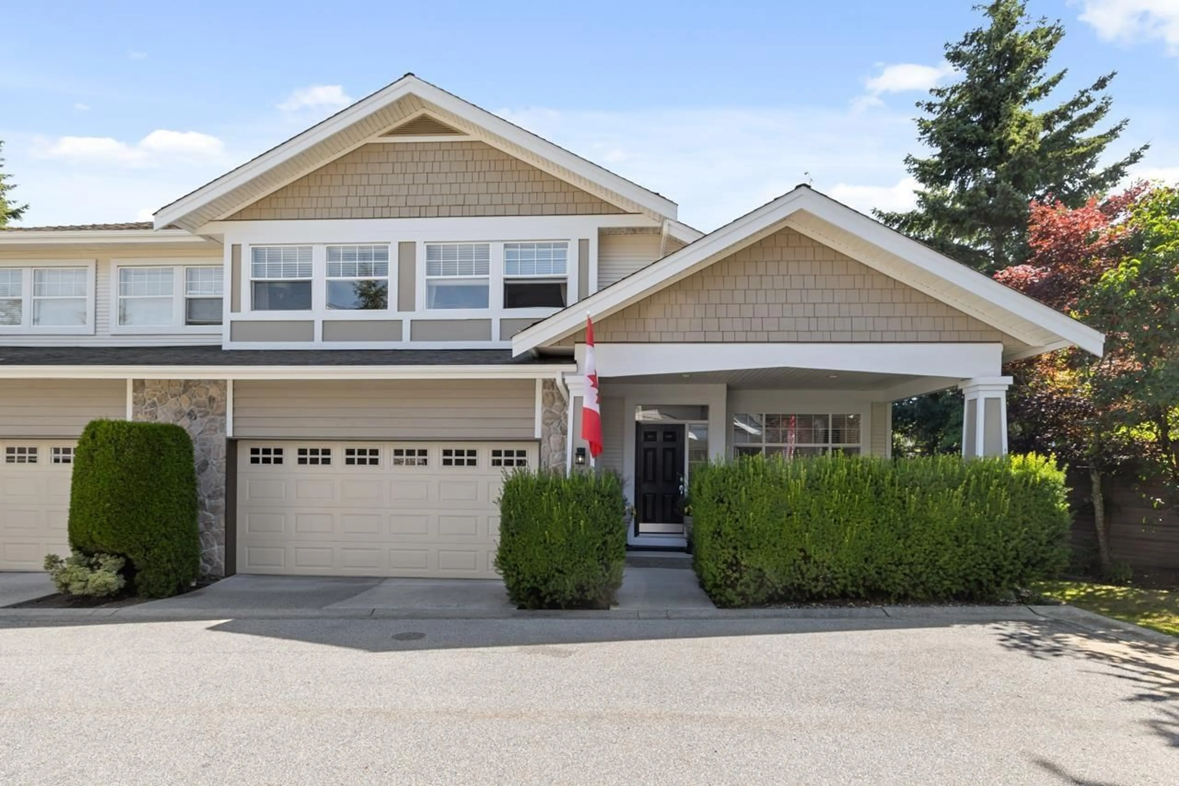 Home with vinyl exterior material, street for 101 - 3500 144, Surrey British Columbia V4P3J6