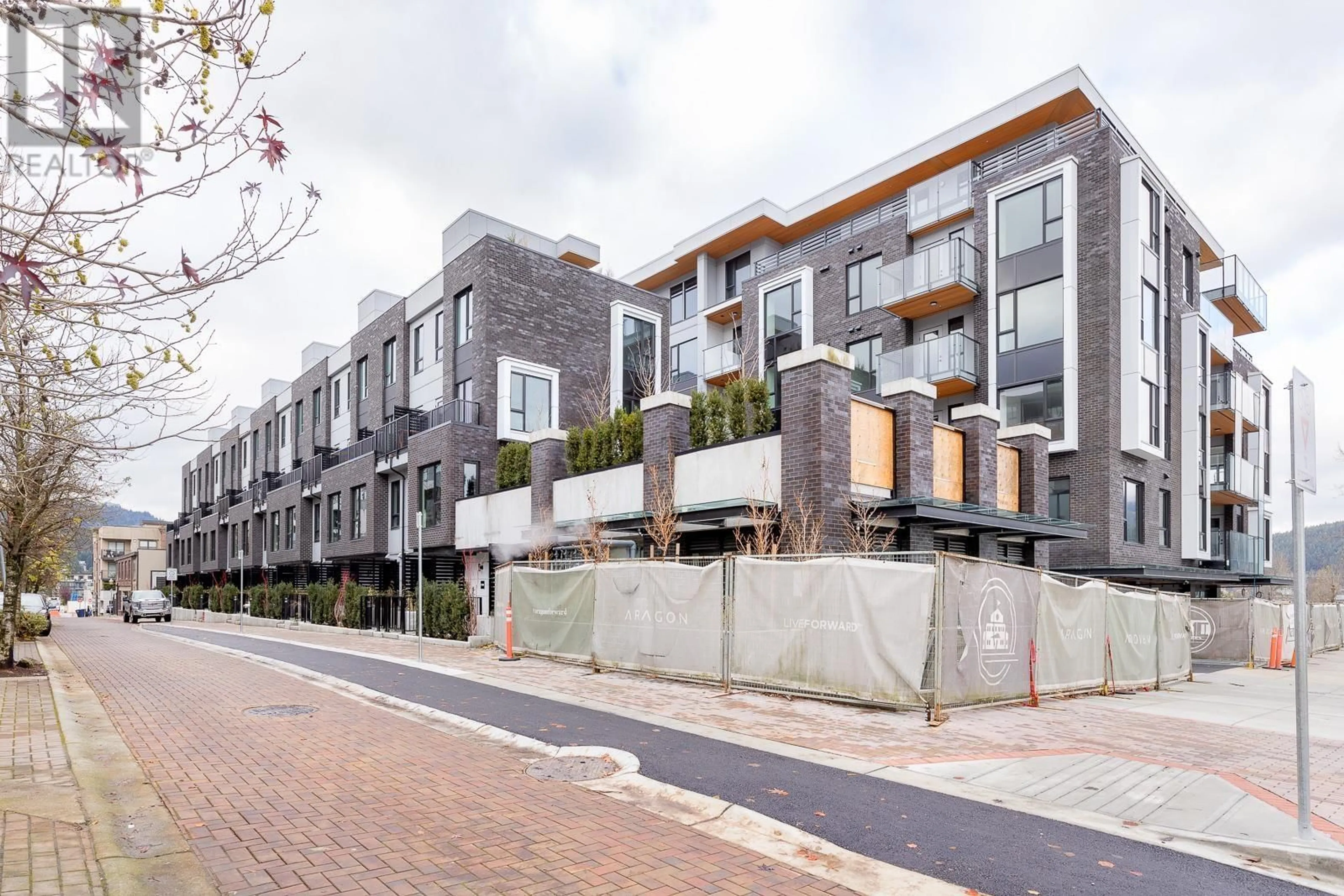 Unknown for 2722 SPRING STREET, Port Moody British Columbia V3H0K7
