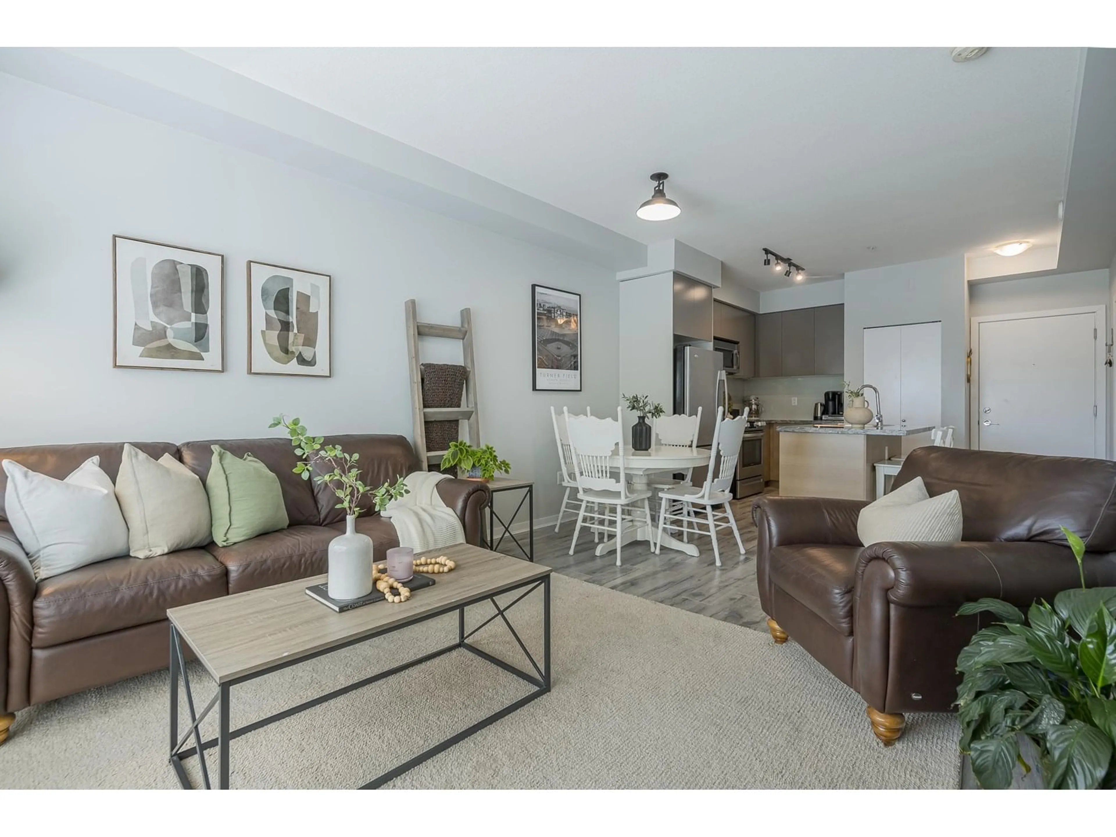 Living room with furniture, unknown for 206 - 6440 194, Surrey British Columbia V4N6J7