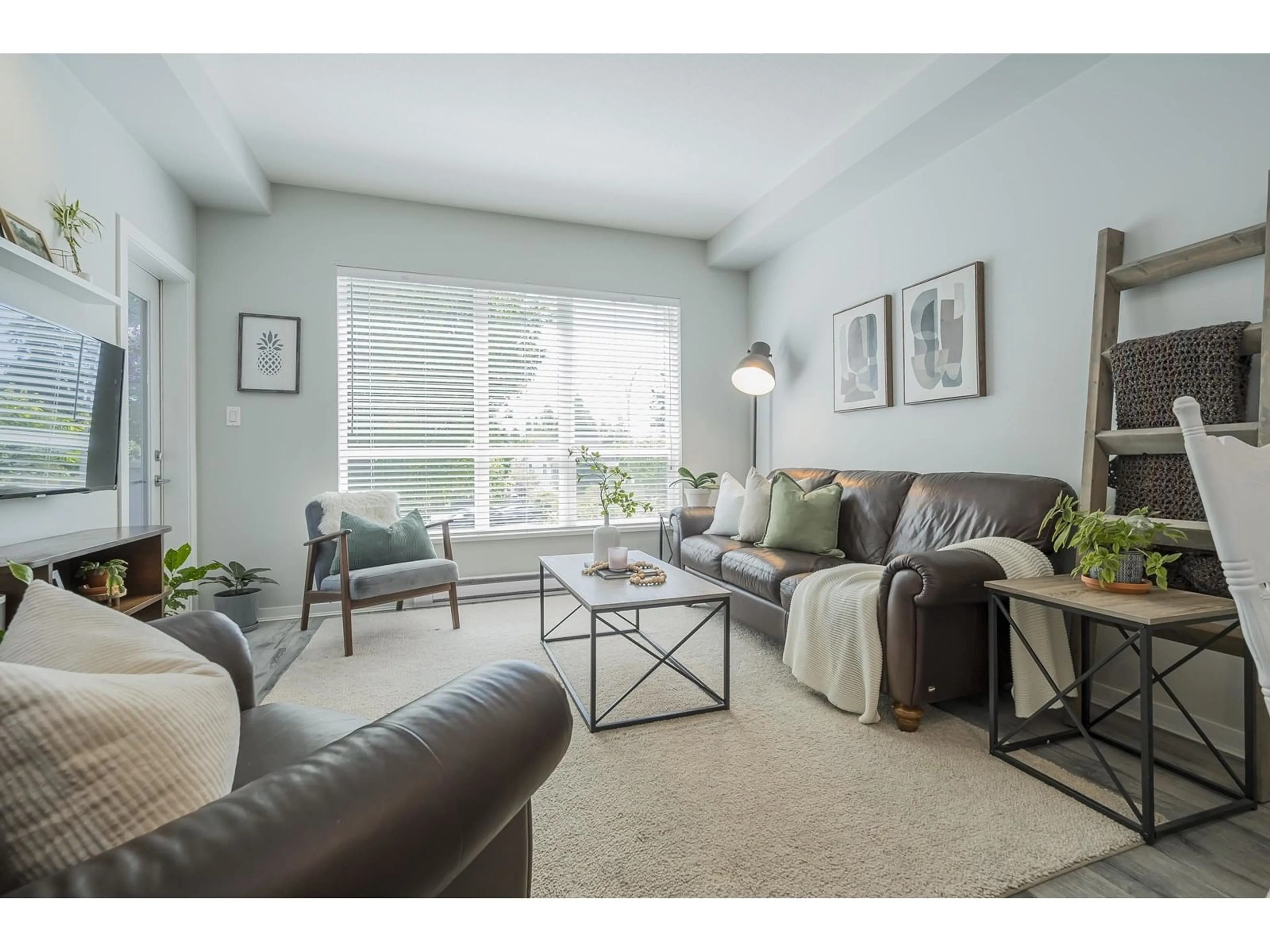 Living room with furniture, unknown for 206 - 6440 194, Surrey British Columbia V4N6J7