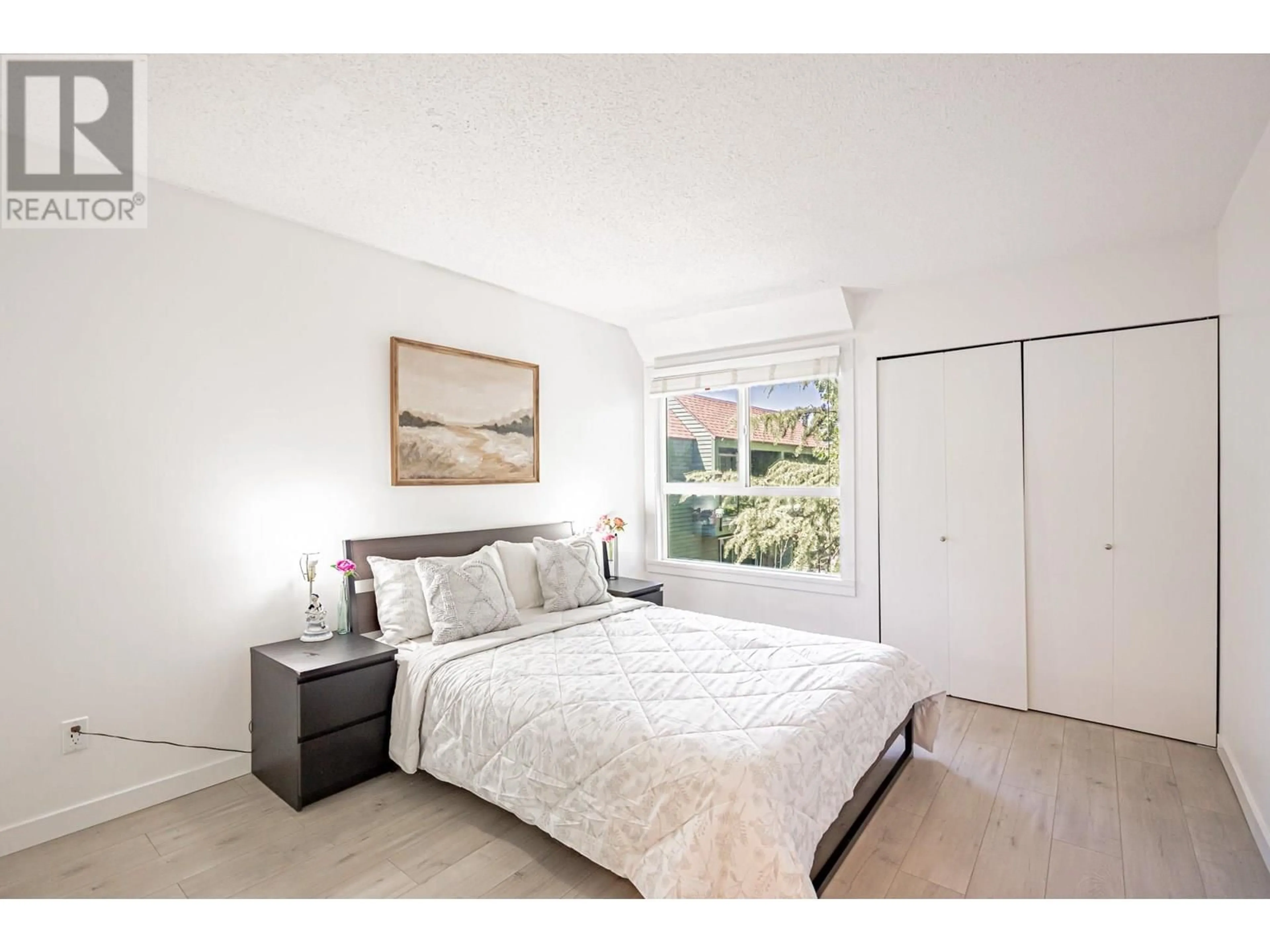 Bedroom with bed, unknown for 322 - 8591 WESTMINSTER HIGHWAY, Richmond British Columbia V6X3E2