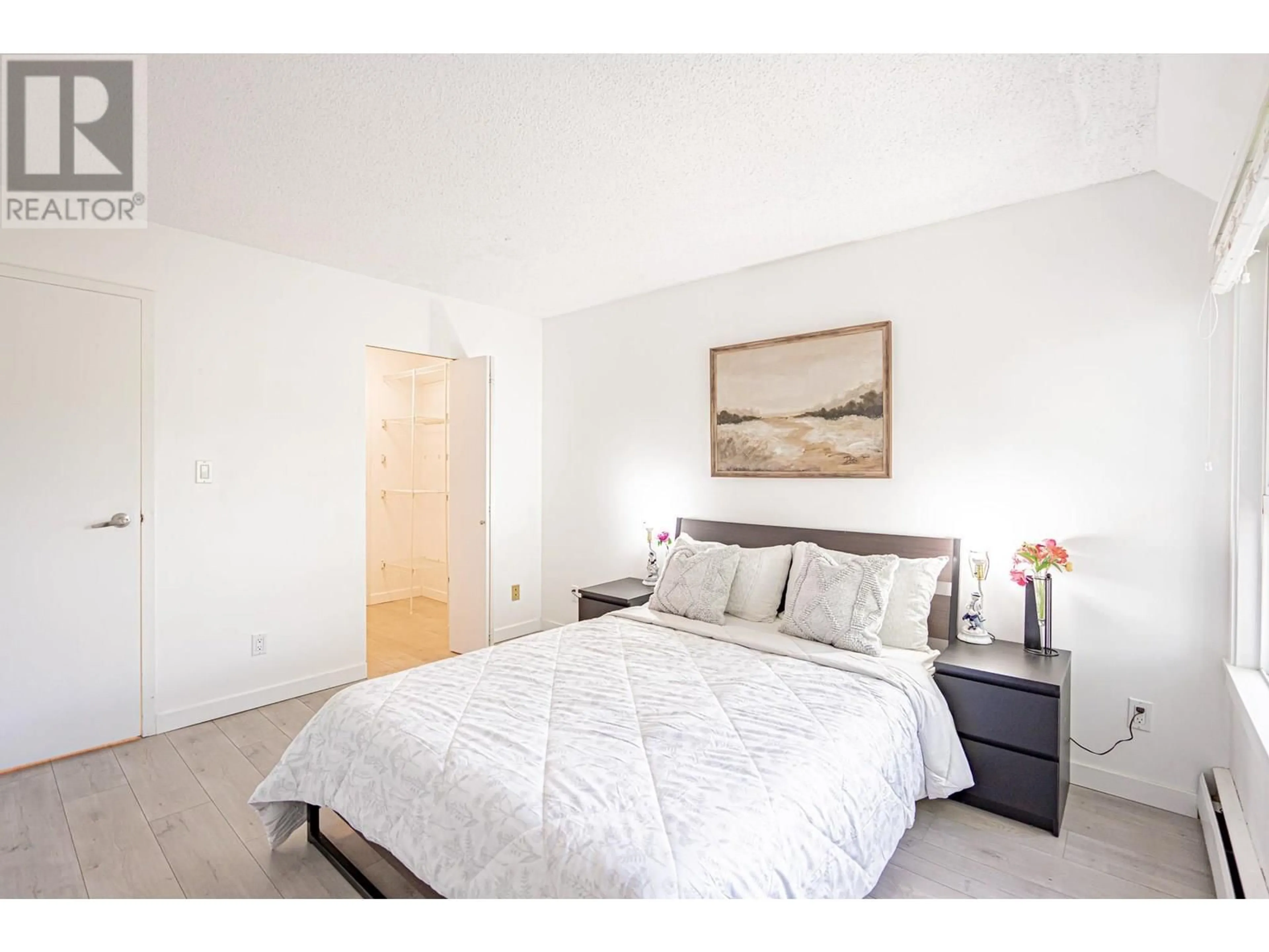 Bedroom with bed, unknown for 322 - 8591 WESTMINSTER HIGHWAY, Richmond British Columbia V6X3E2
