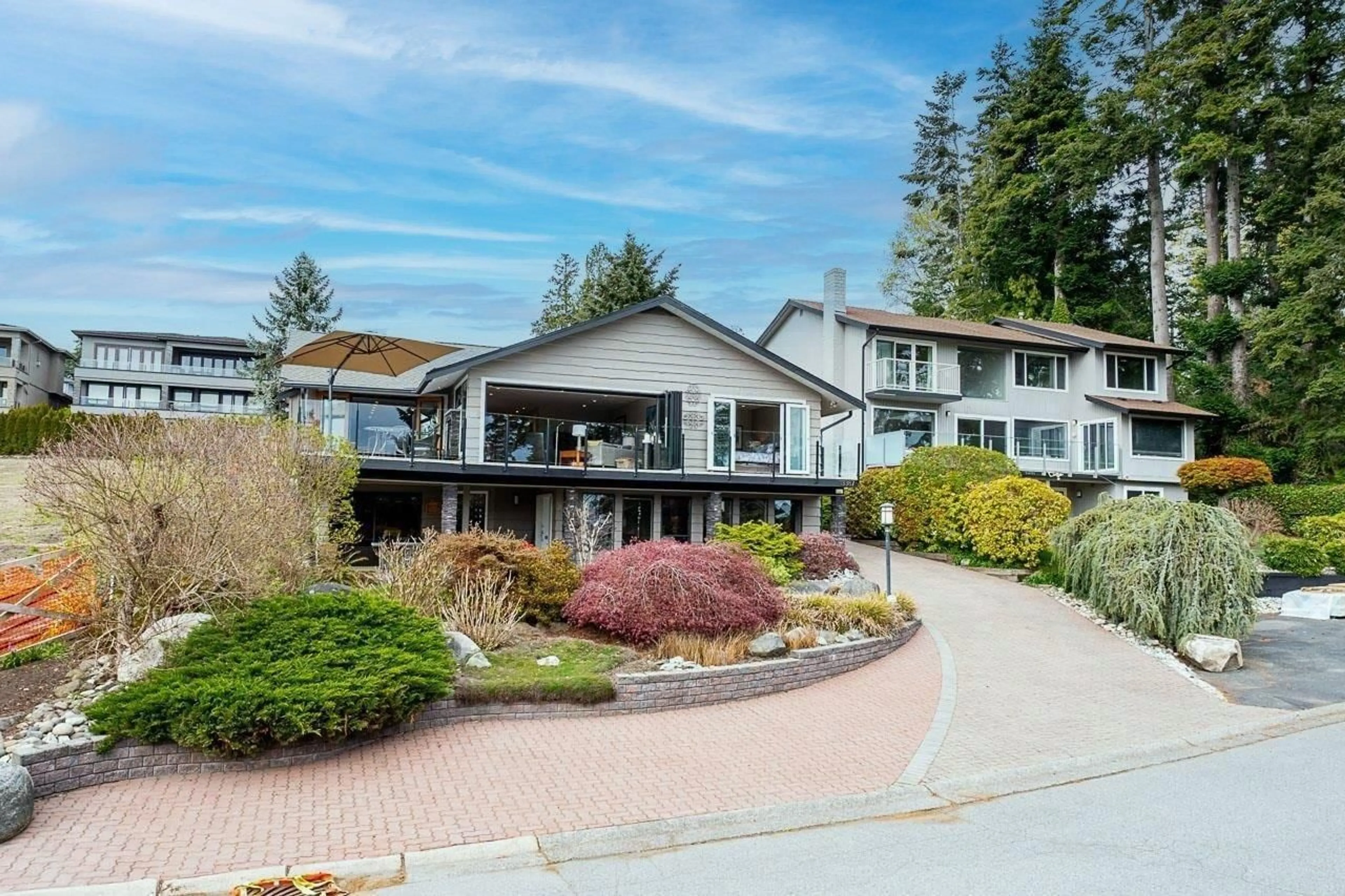 A pic from outside/outdoor area/front of a property/back of a property/a pic from drone, mountain view for 13387 13A, Surrey British Columbia V4A5Y3