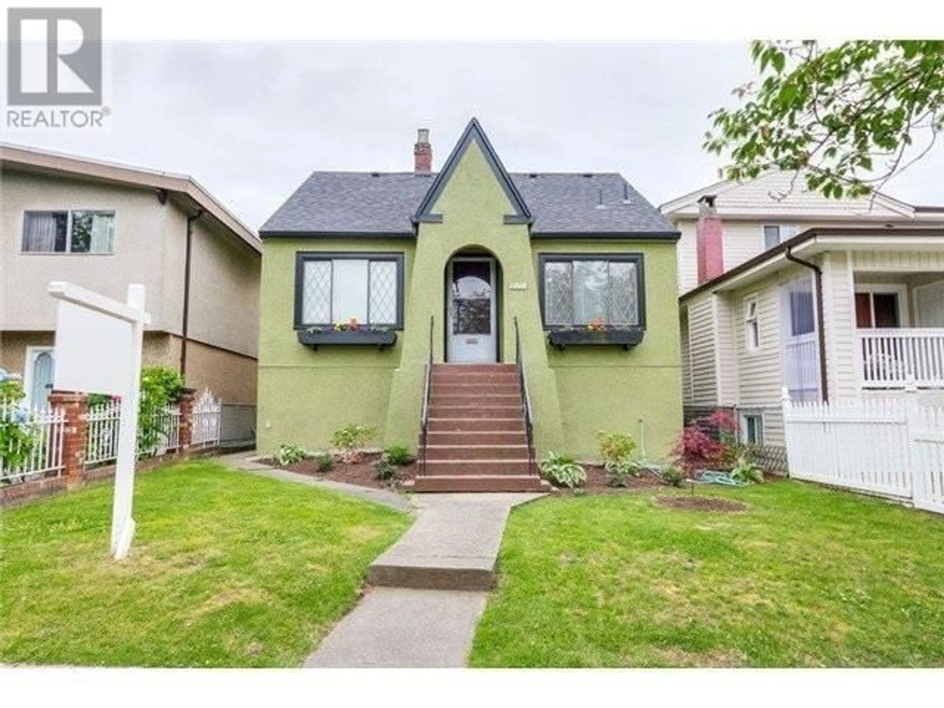 Unknown for 1942 49TH AVENUE, Vancouver British Columbia V5P1T3