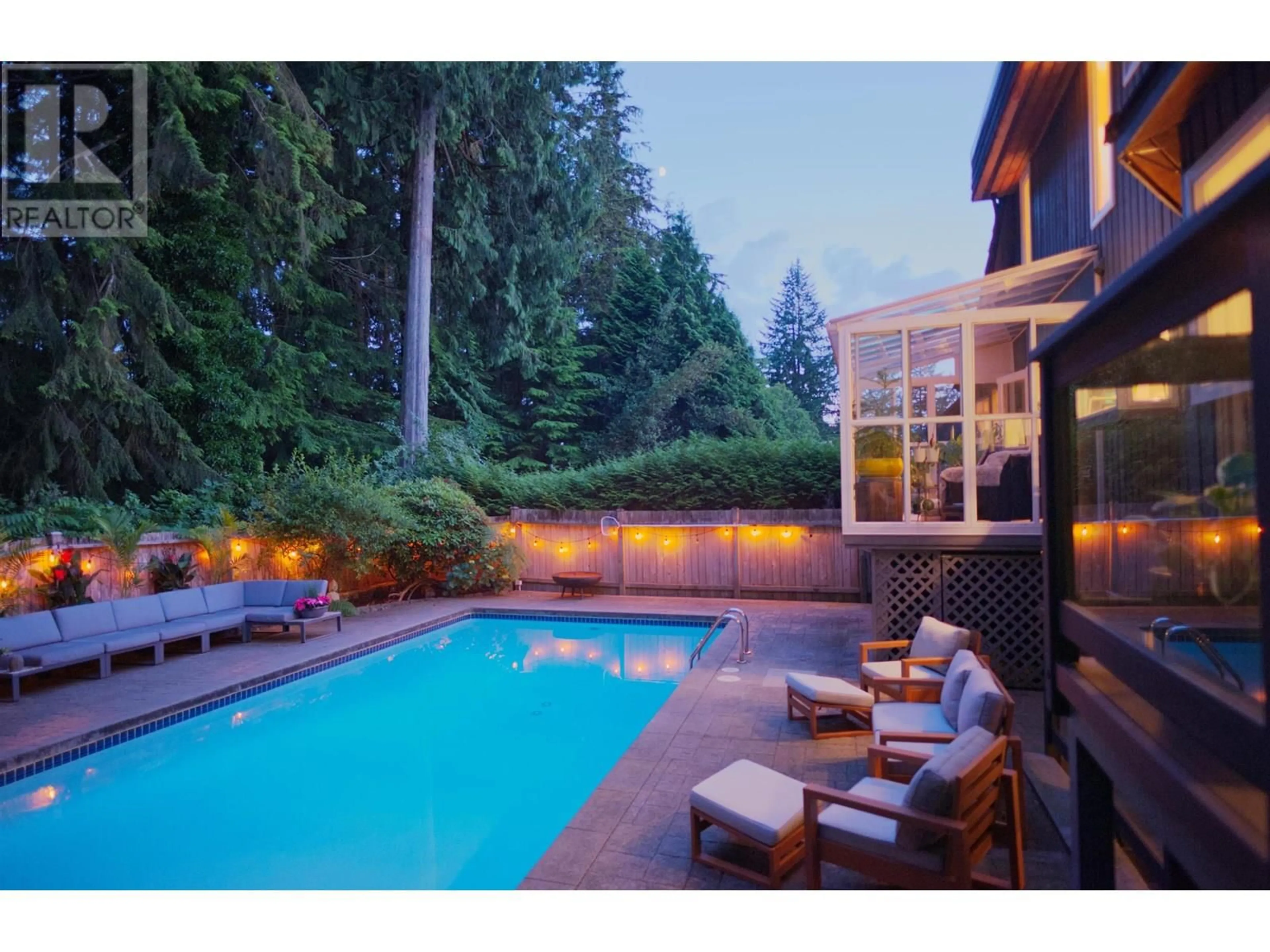 Unknown for 5446 CLIFFRIDGE AVENUE, North Vancouver British Columbia V7R4M4