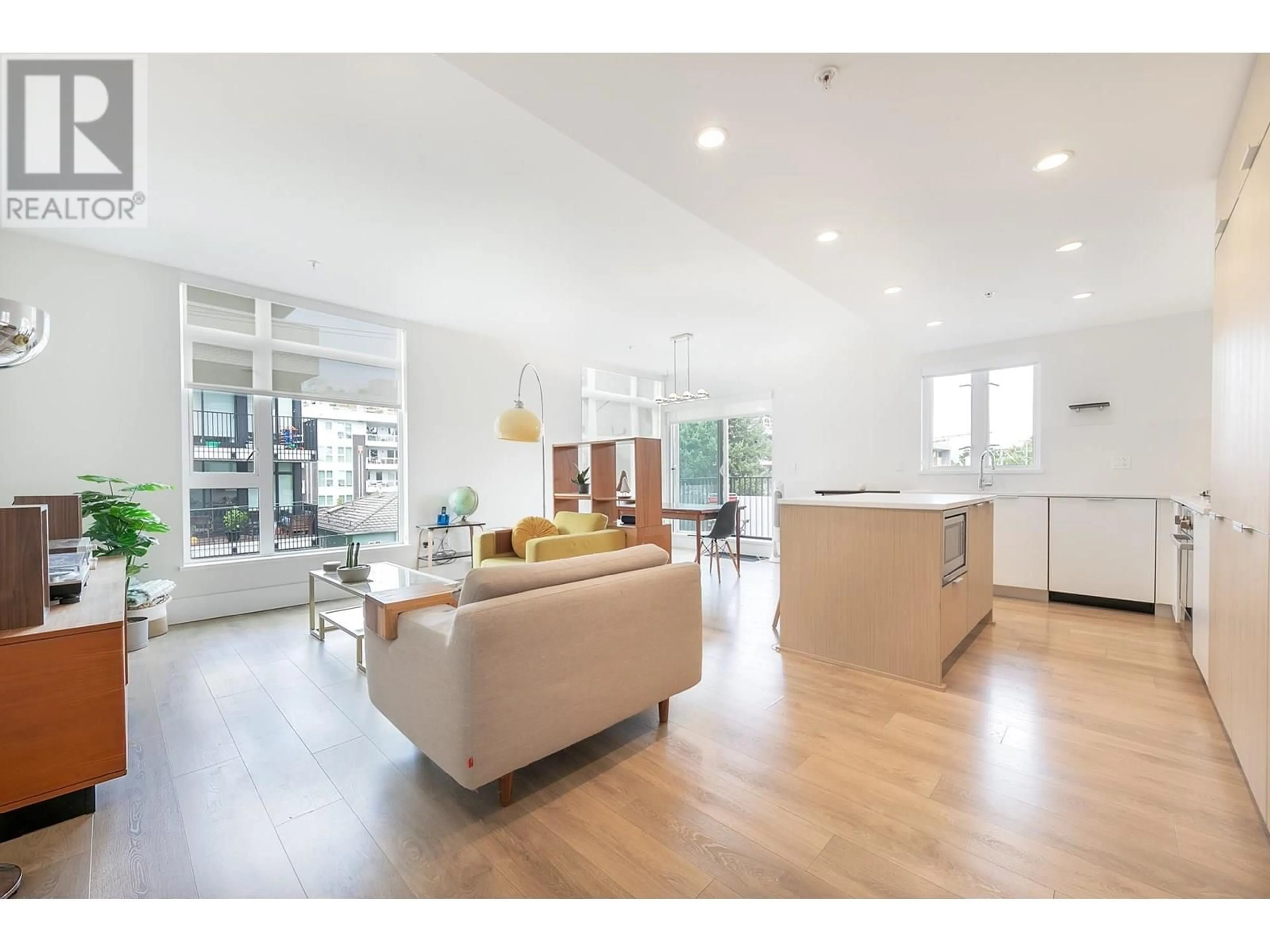 Open concept kitchen, unknown for 308 - 5085 MAIN STREET, Vancouver British Columbia V5W2R2