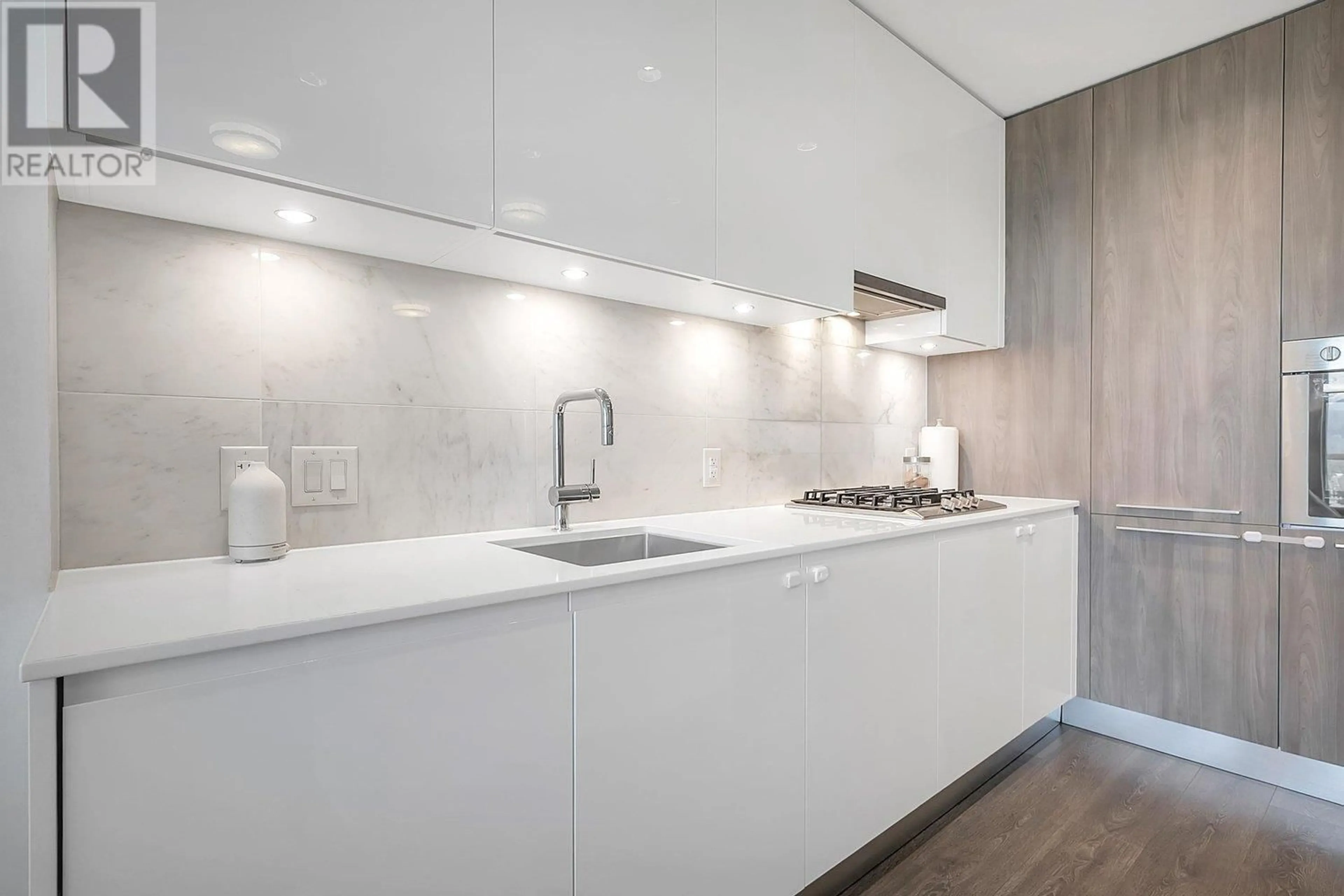 Contemporary kitchen, unknown for 3111 - 1955 ALPHA WAY, Burnaby British Columbia V5C0K6