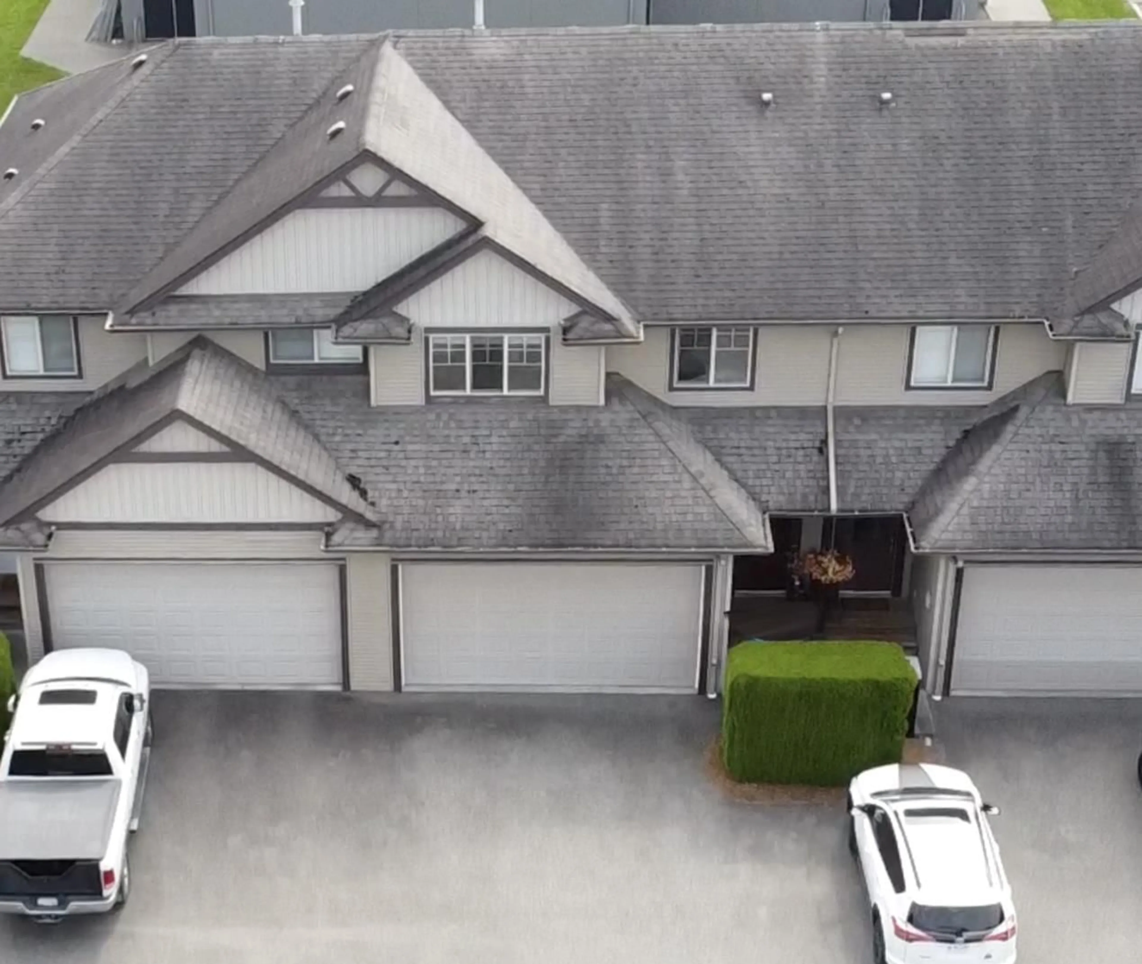 A pic from outside/outdoor area/front of a property/back of a property/a pic from drone, street for 7 - 7543 MORROW ROAD, Agassiz British Columbia V0M1A2
