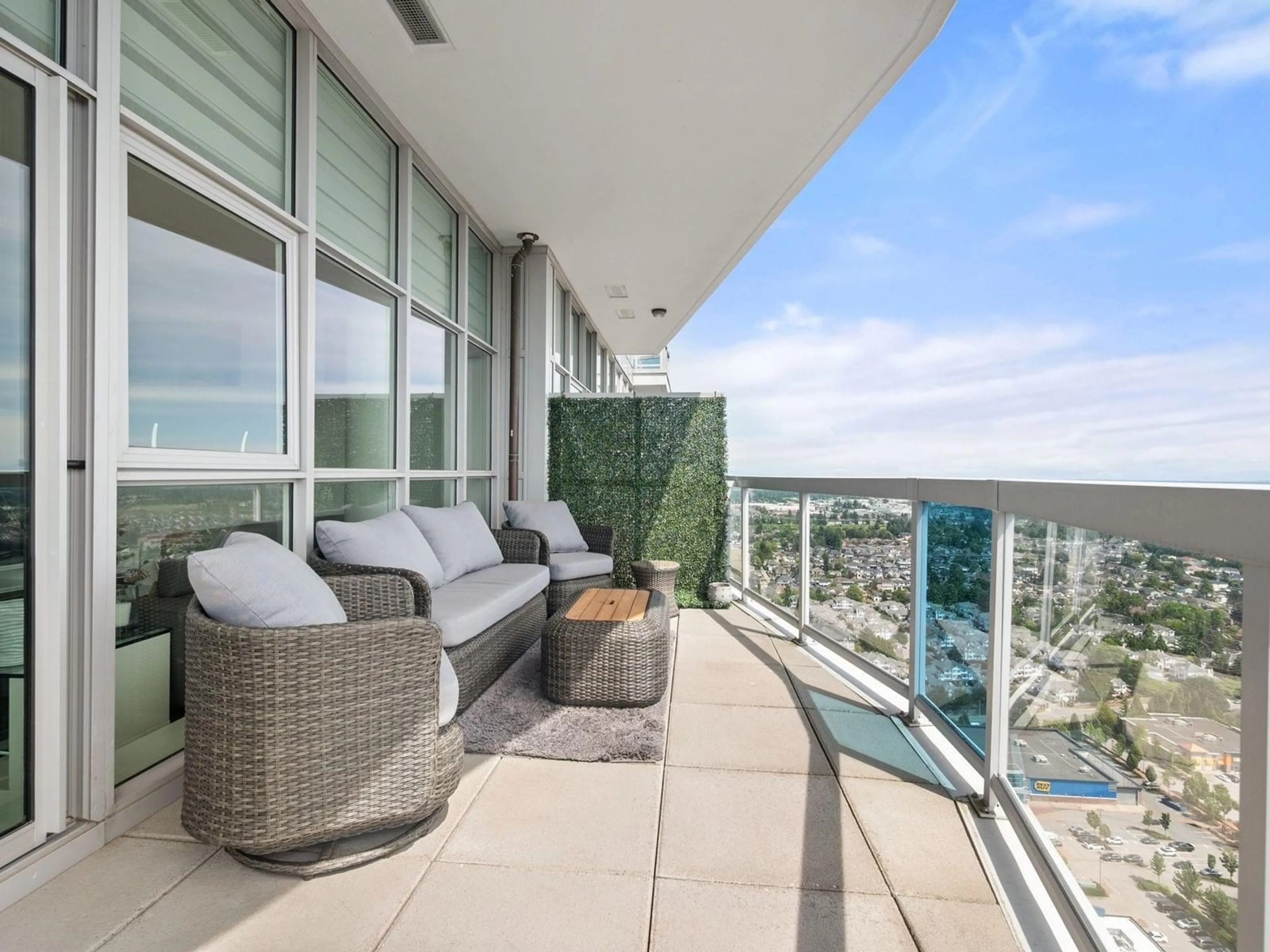Balcony in the apartment, water/lake/river/ocean view for 3706 - 11967 80, Delta British Columbia V4C0E2
