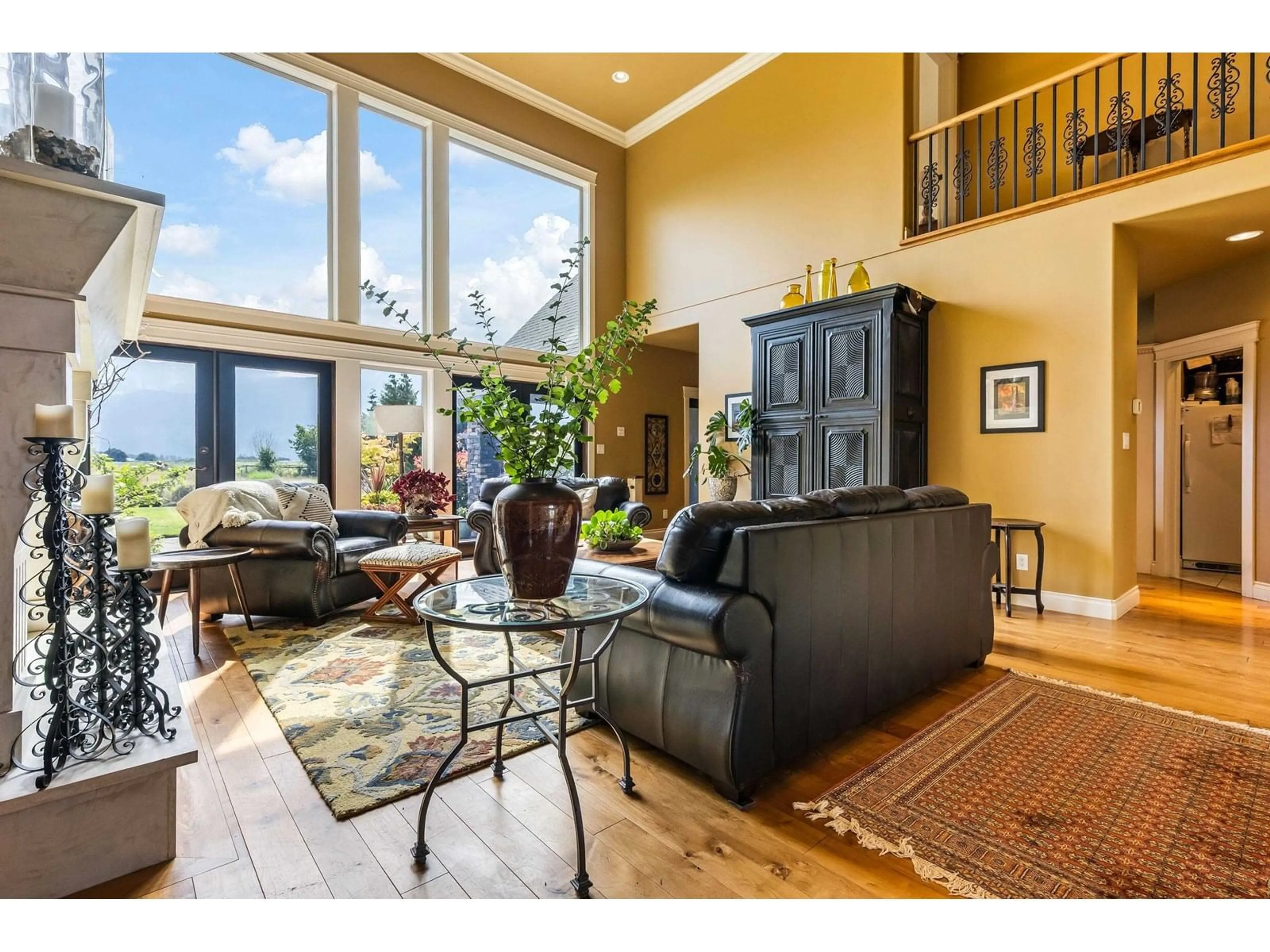 Living room with furniture, wood/laminate floor for 9338 GIBSON ROAD, Chilliwack British Columbia V2P6H4