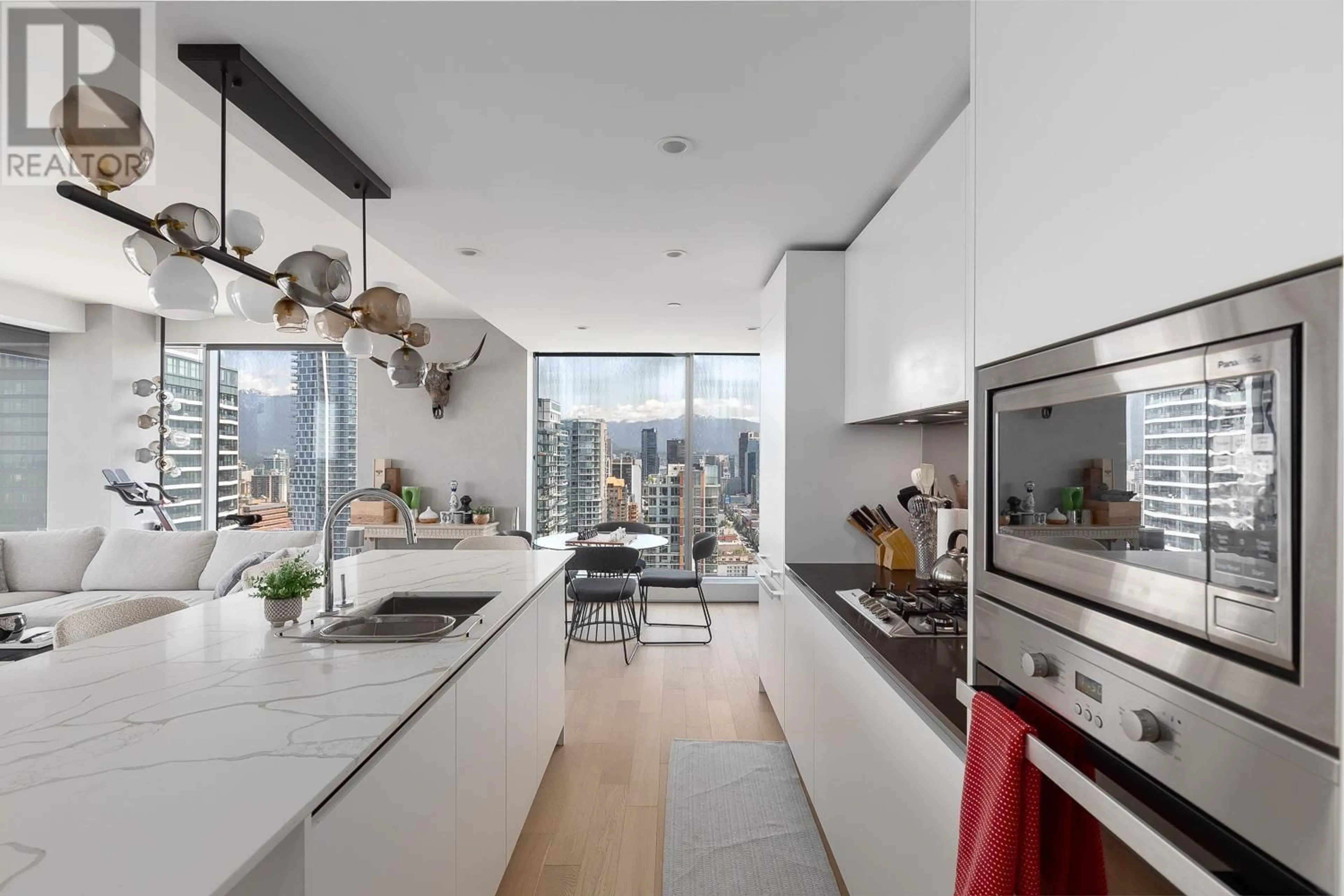 Contemporary kitchen, unknown for 4506 - 1480 HOWE STREET, Vancouver British Columbia V6Z0G5